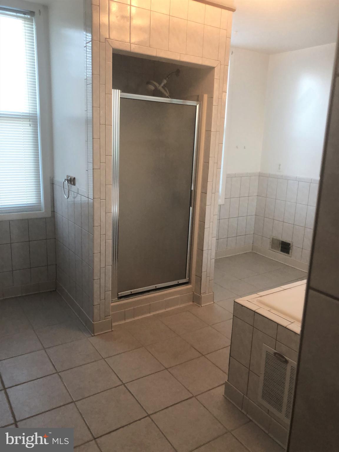 HAMPDEN HISTORIC DISTRICT - Residential Lease