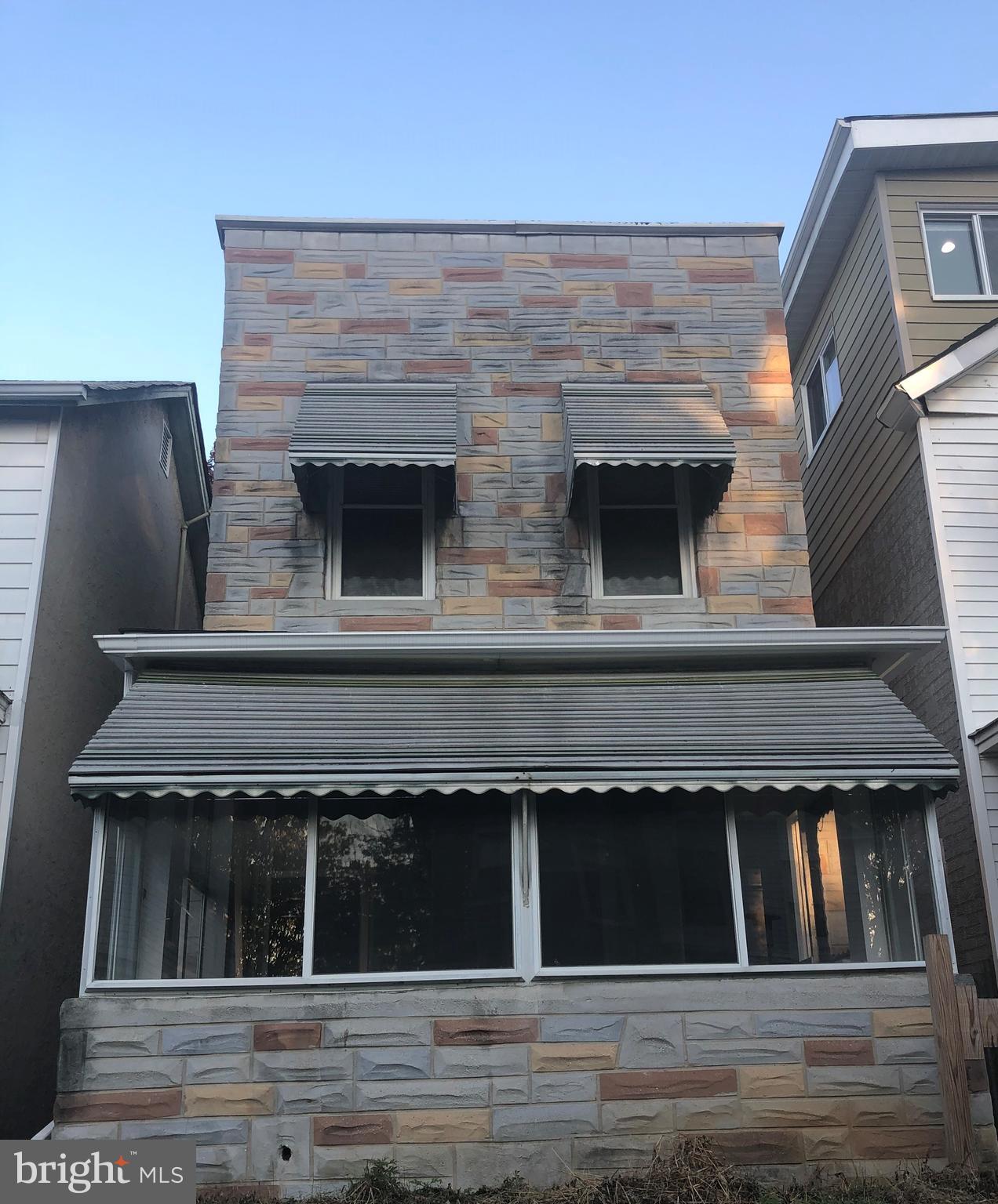 HAMPDEN HISTORIC DISTRICT - Residential Lease