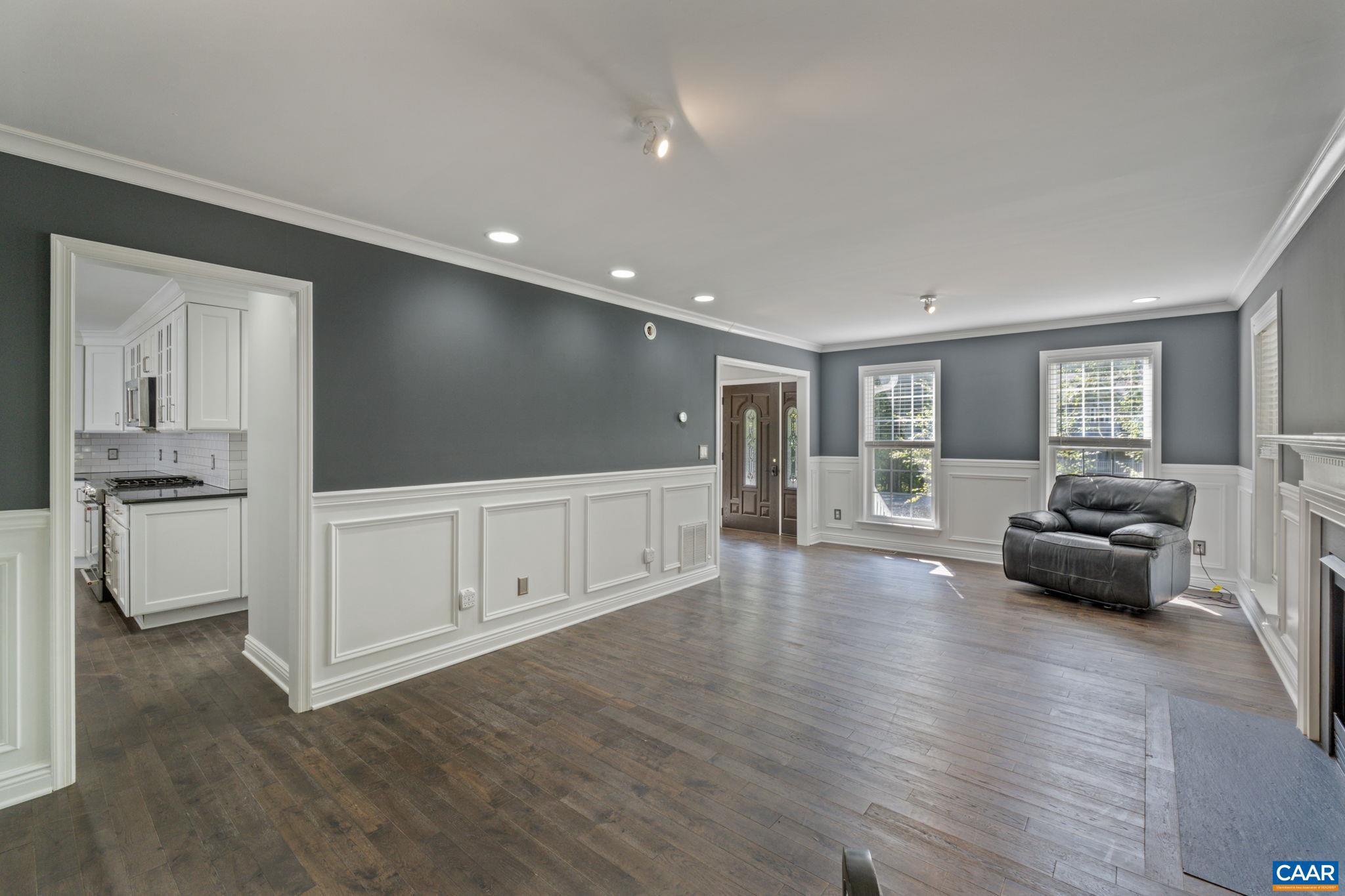 LAKE MONTICELLO - Residential