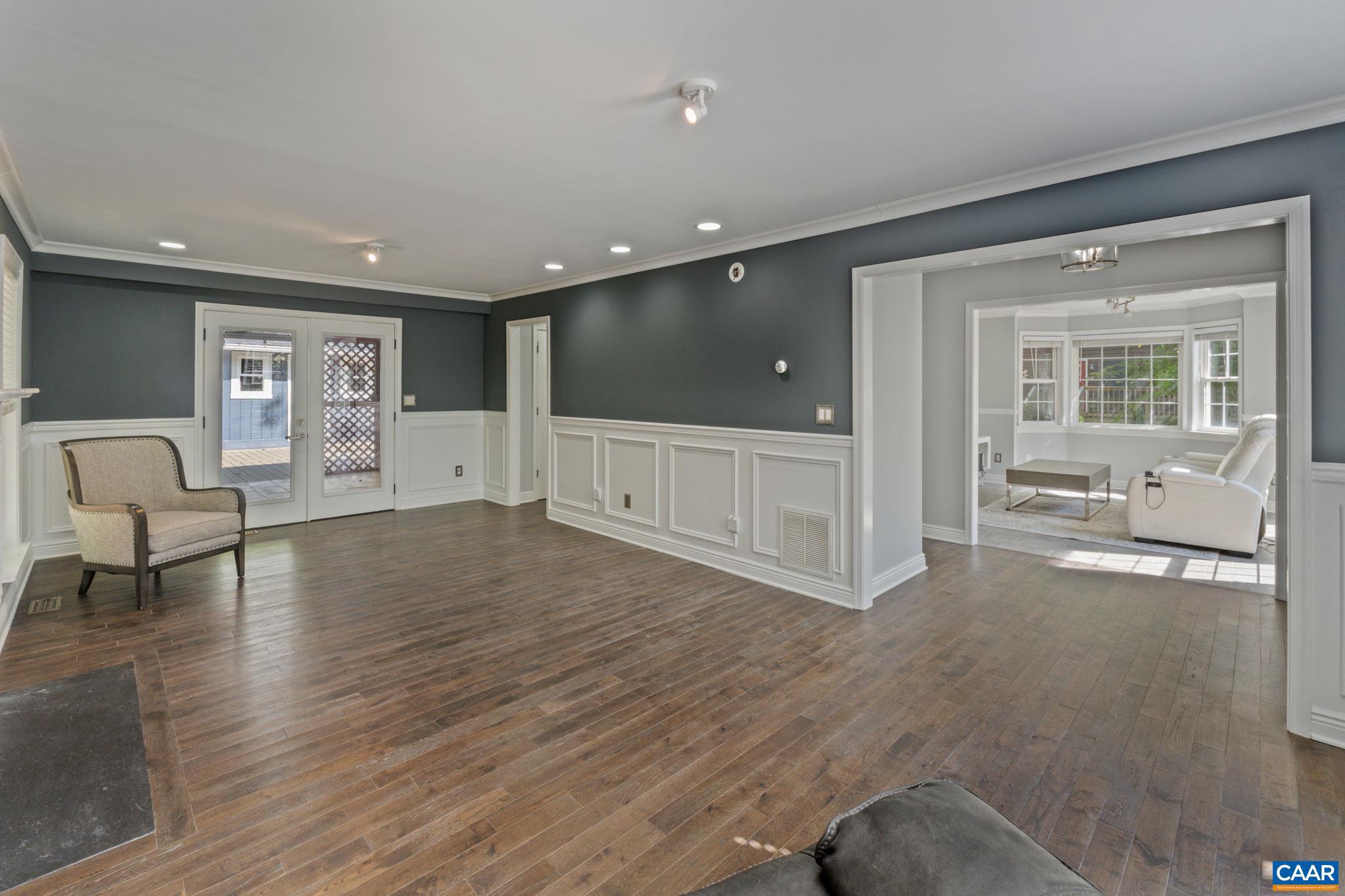 LAKE MONTICELLO - Residential