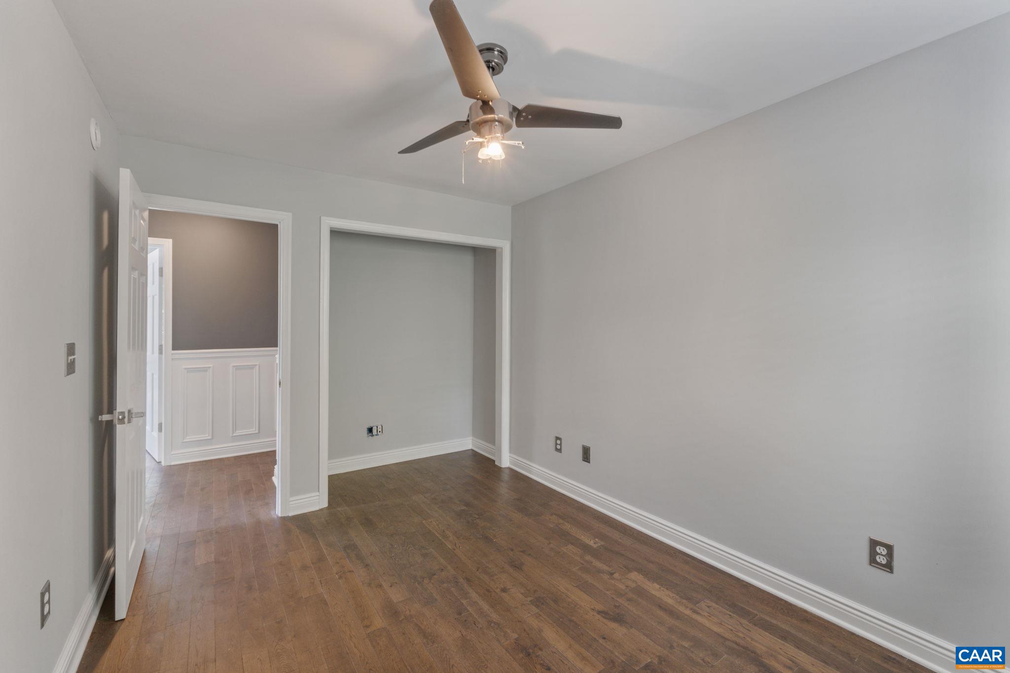 LAKE MONTICELLO - Residential