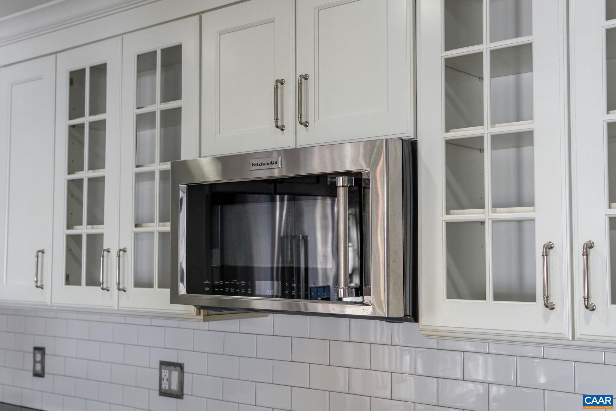 LAKE MONTICELLO - Residential