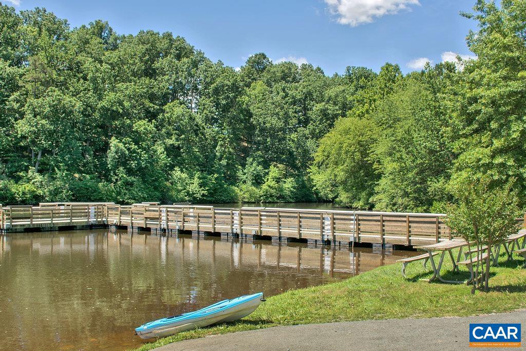 LAKE MONTICELLO - Residential