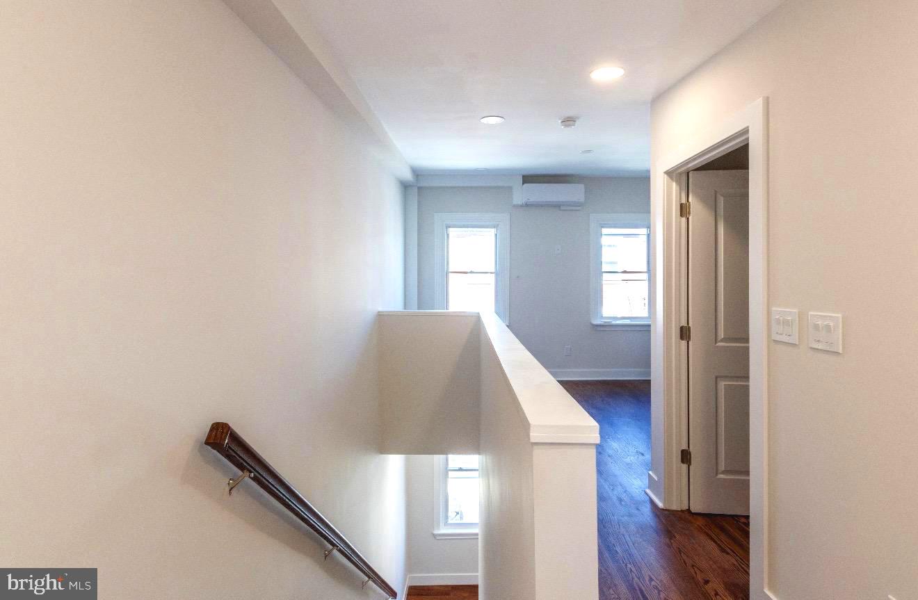 FAIRMOUNT - Residential