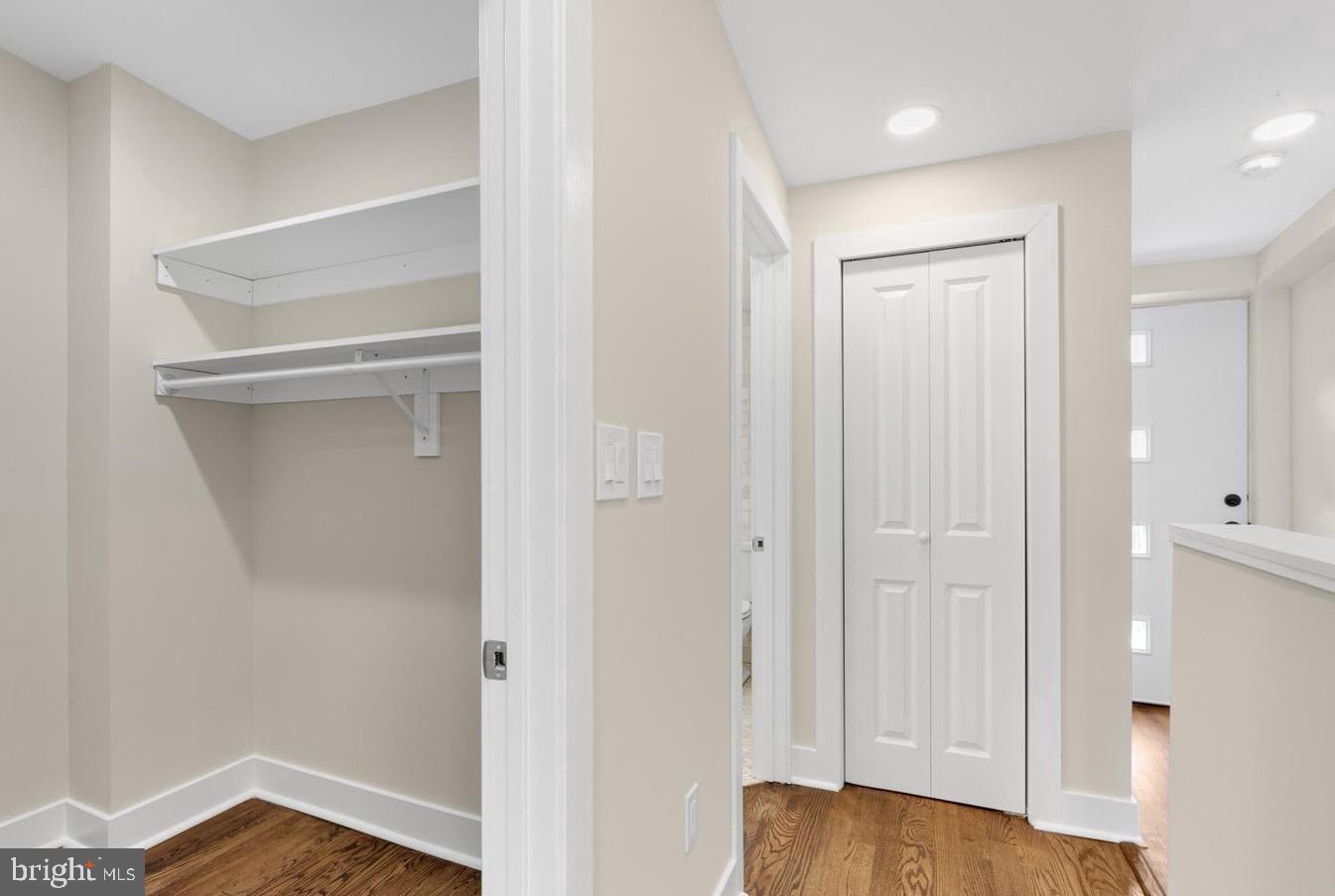 FAIRMOUNT - Residential