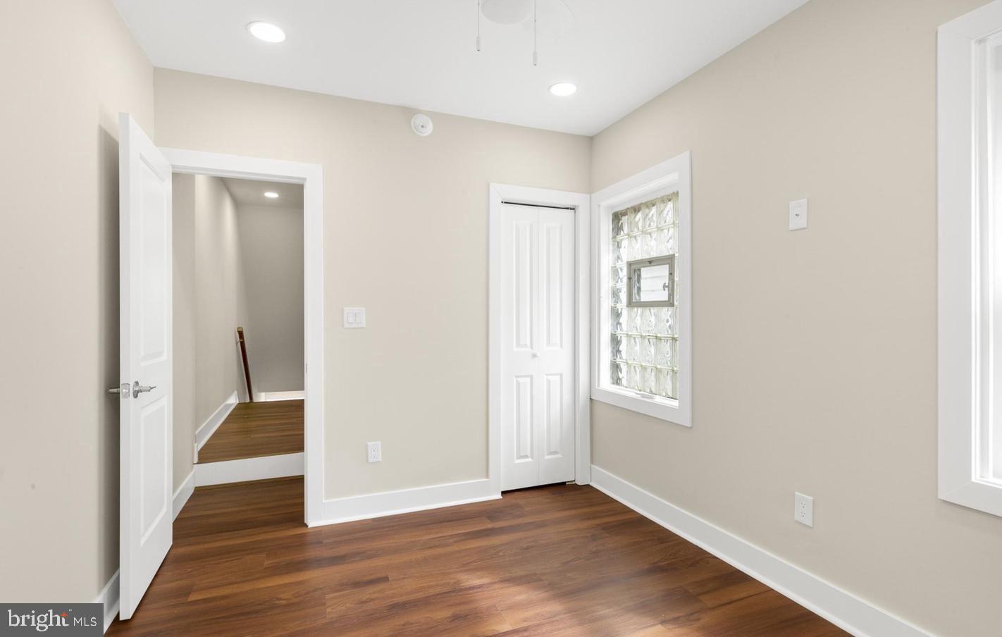 FAIRMOUNT - Residential