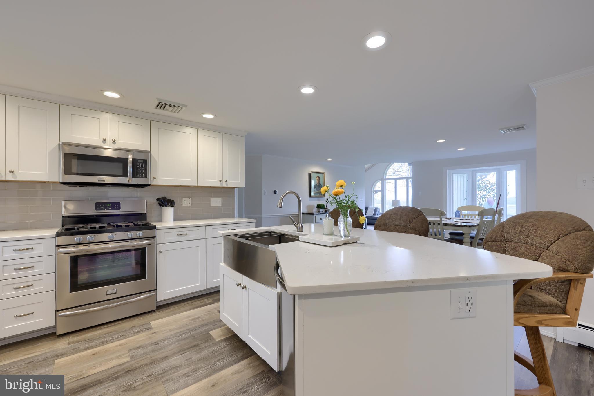 YORK TWP - Residential