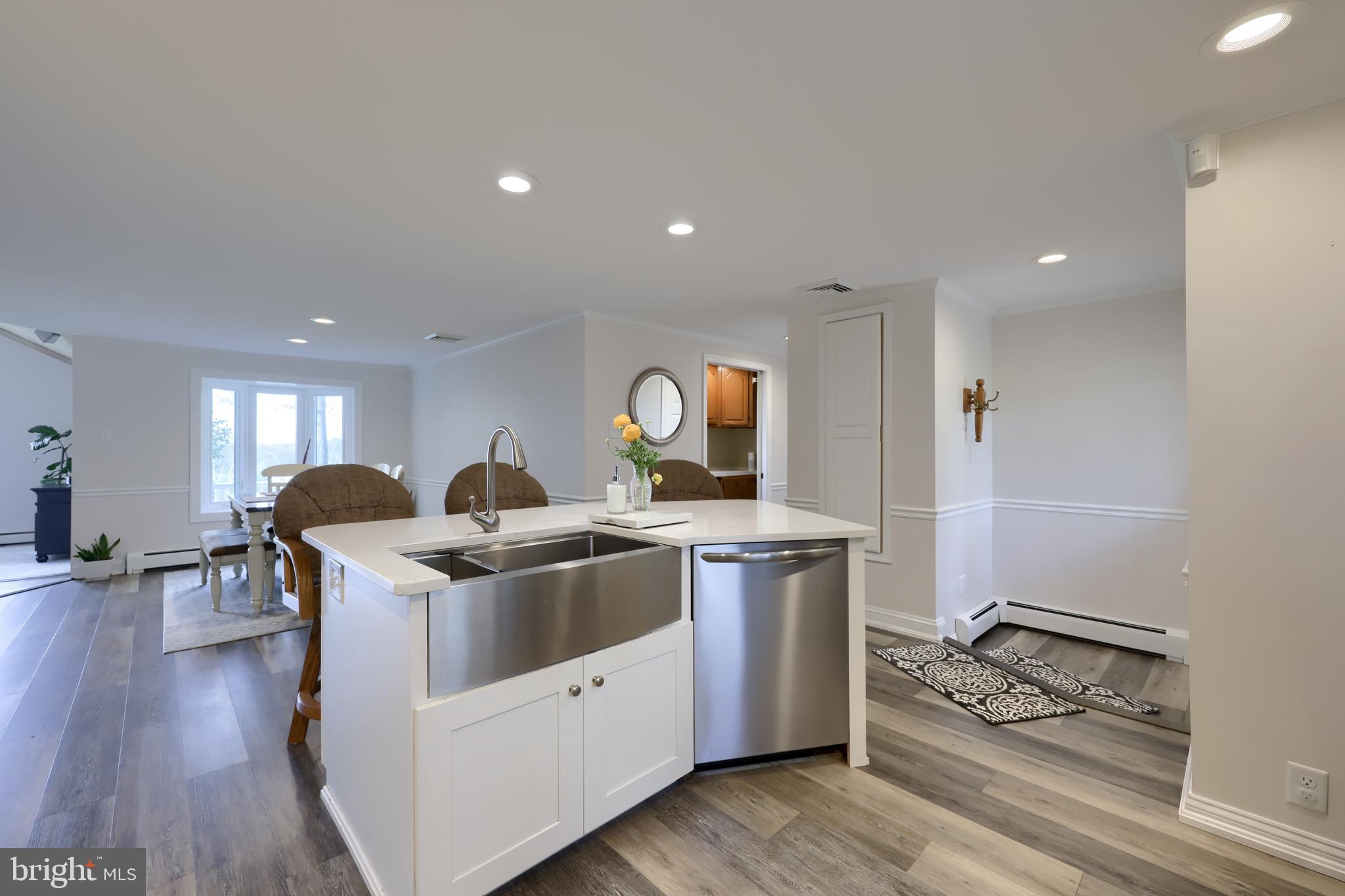 YORK TWP - Residential