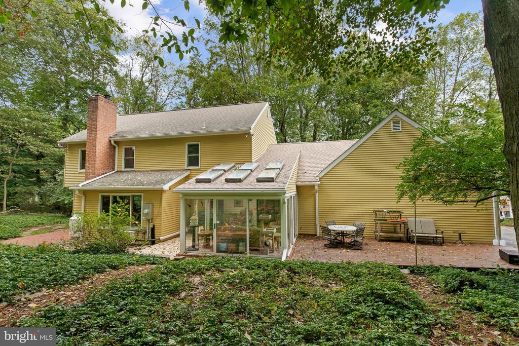 Photo of 114 Buch Avenue, Lancaster, PA 17601 (MLS # PALA2040212)