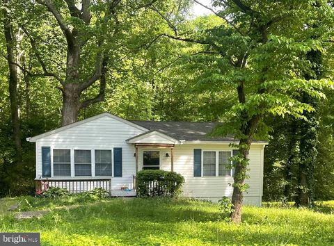 241 WALLACE STREET WARSAW VA 22572