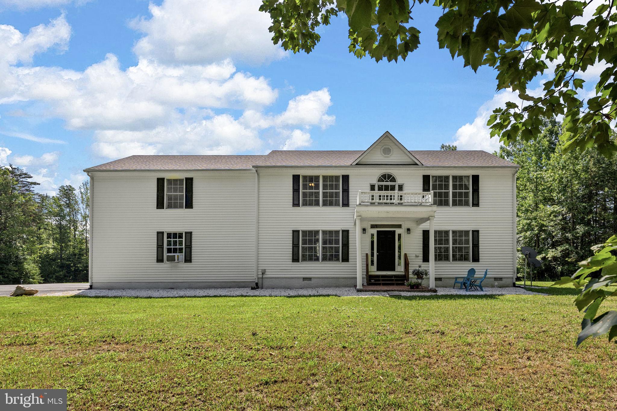 524 BLUEBERRY LANE