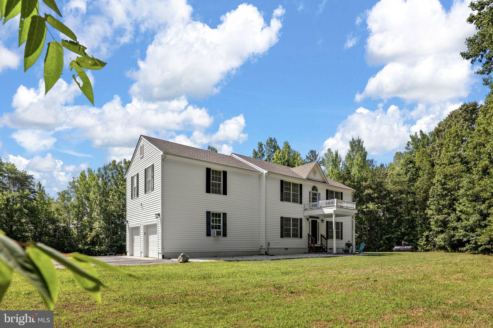 524 BLUEBERRY LANE