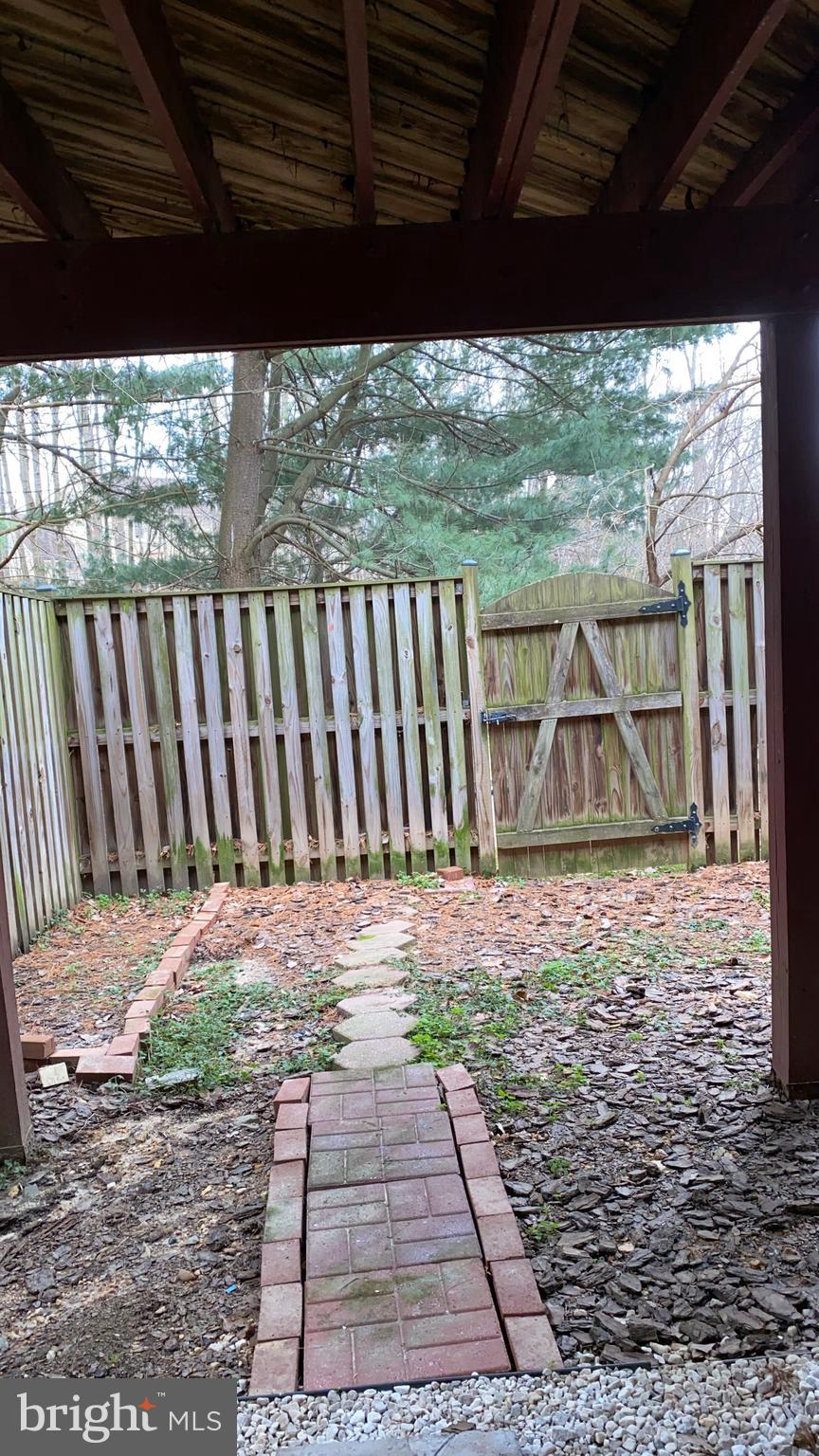 VALLEY STREAM ESTATES - Residential Lease