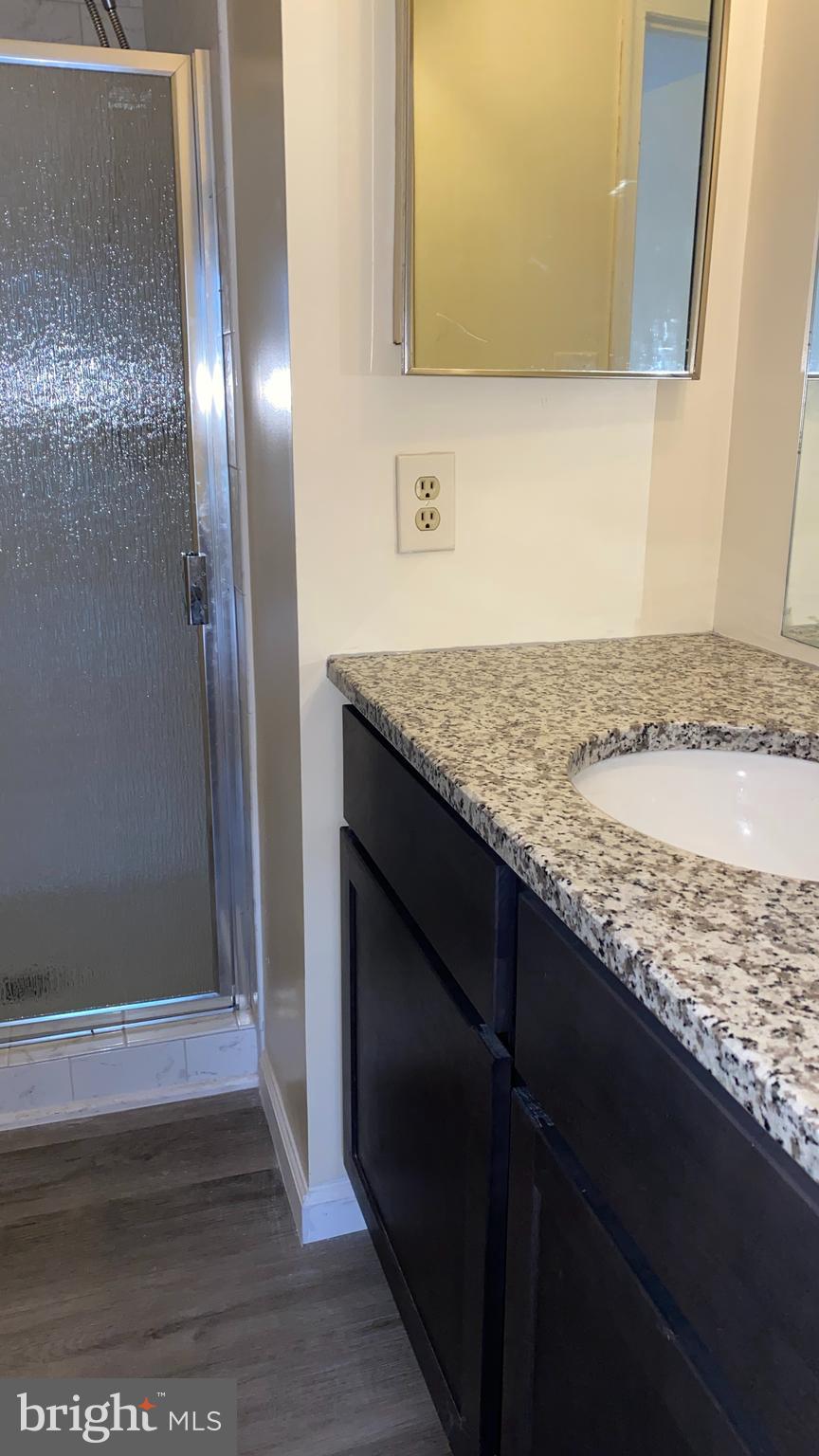 VALLEY STREAM ESTATES - Residential Lease