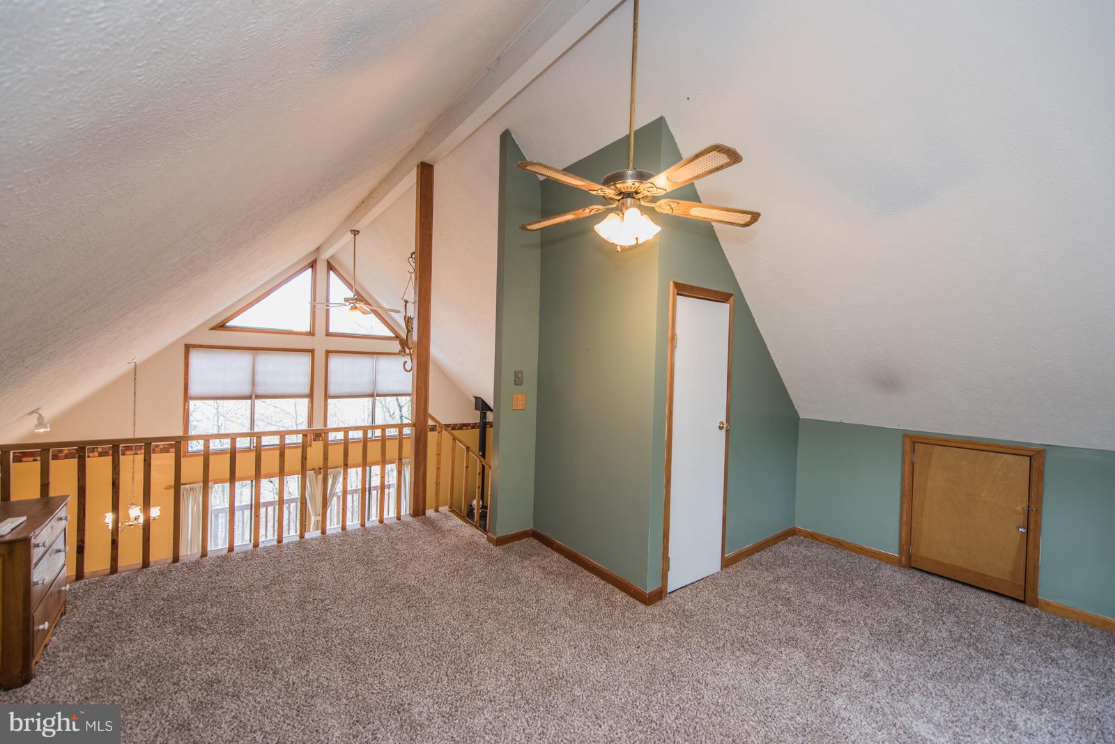 BEAVER DAM WOODS - Residential