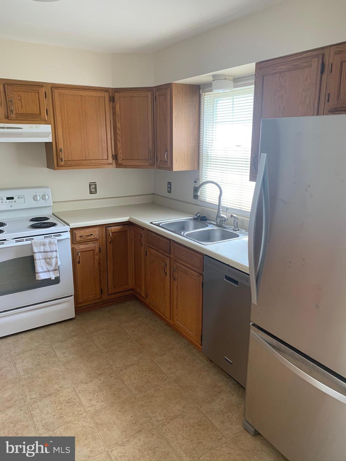 CARLISLE HEIGHTS - Residential Lease