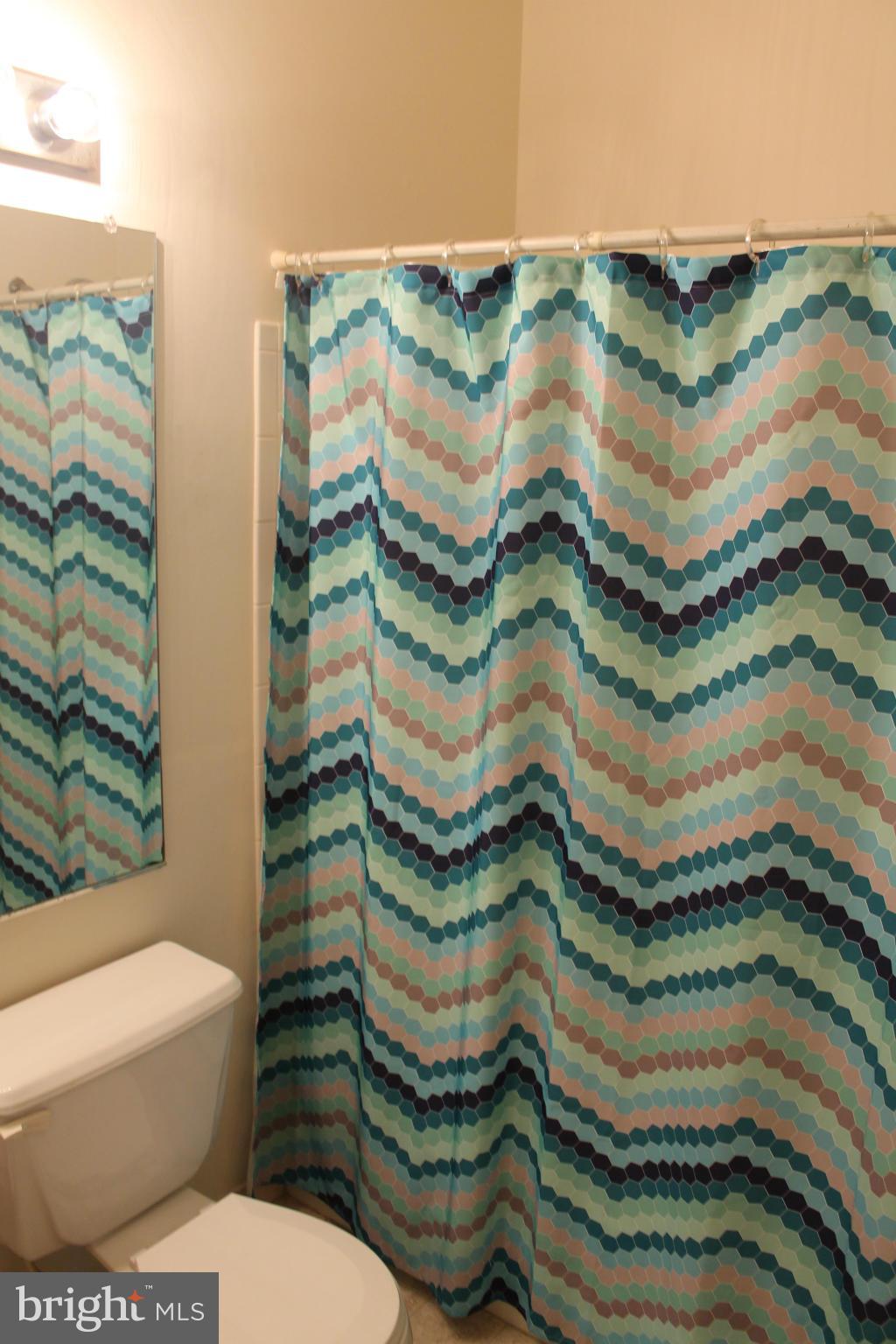 MCNAIR FARMS LANDBAY - Residential Lease