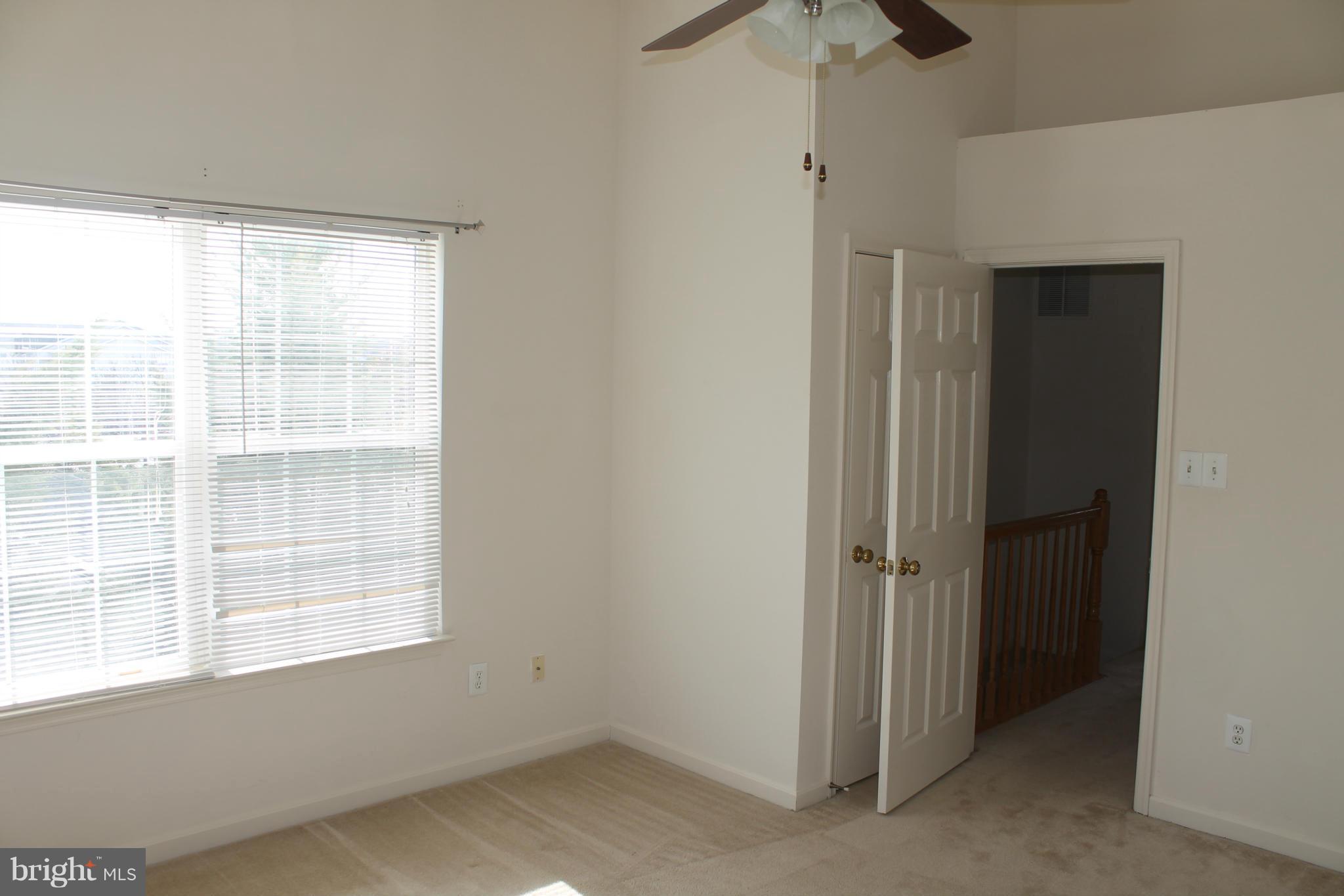 MCNAIR FARMS LANDBAY - Residential Lease