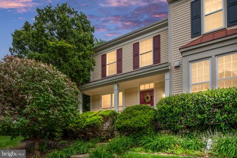 12329 MANCHESTER WAY WOODBRIDGE VA 22192