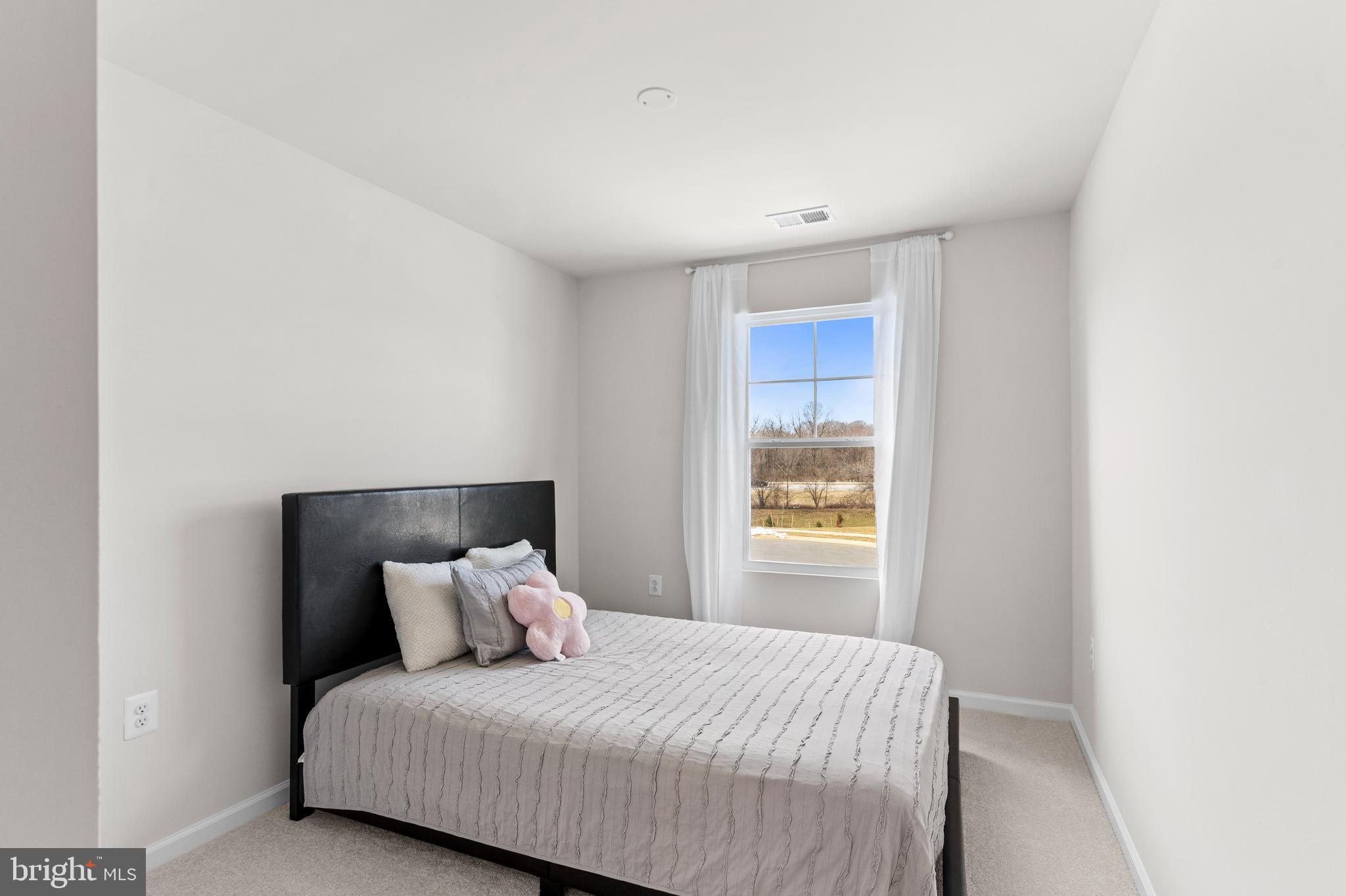 STONE SPRING - Residential Lease