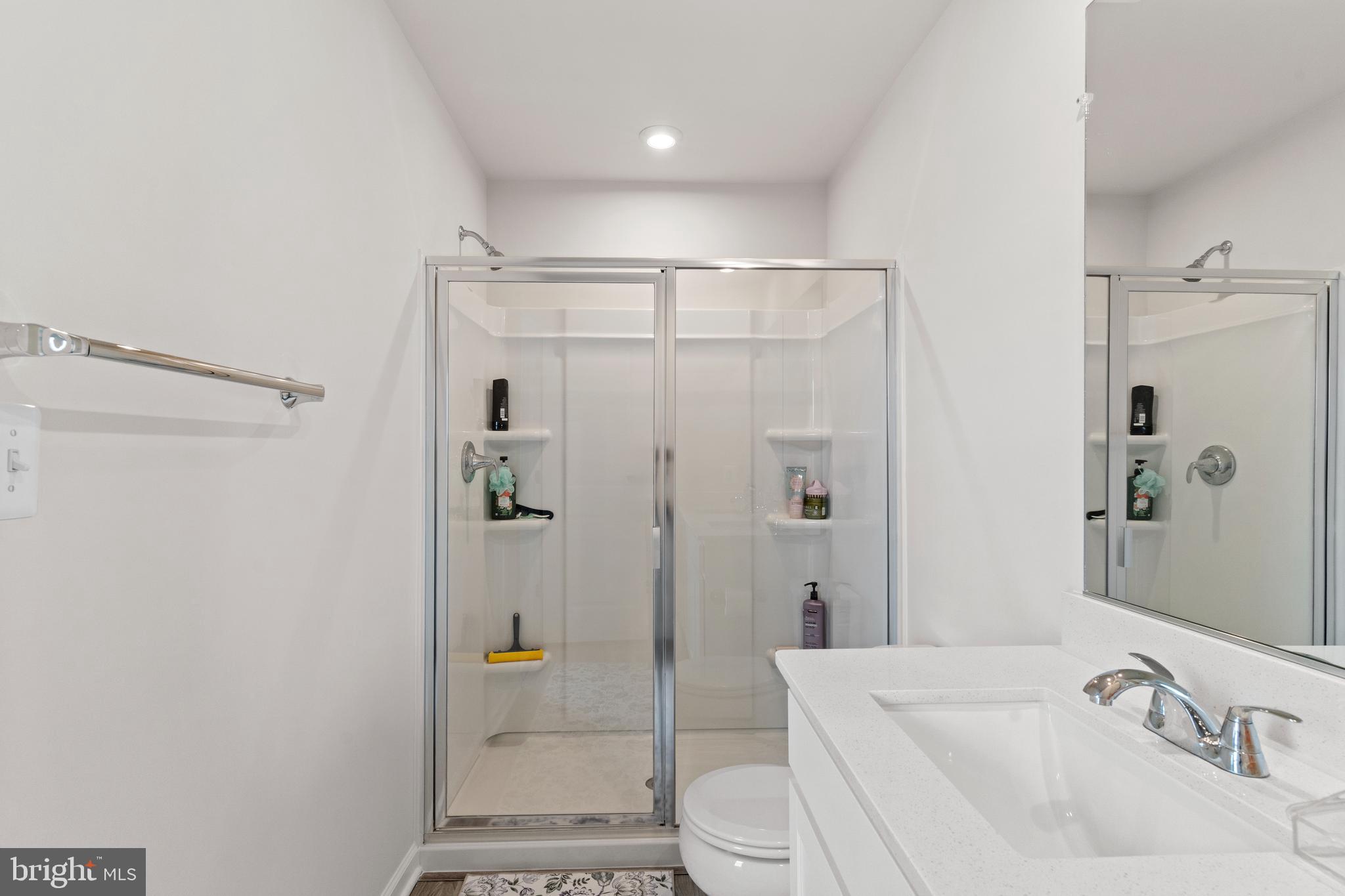 STONE SPRING - Residential Lease