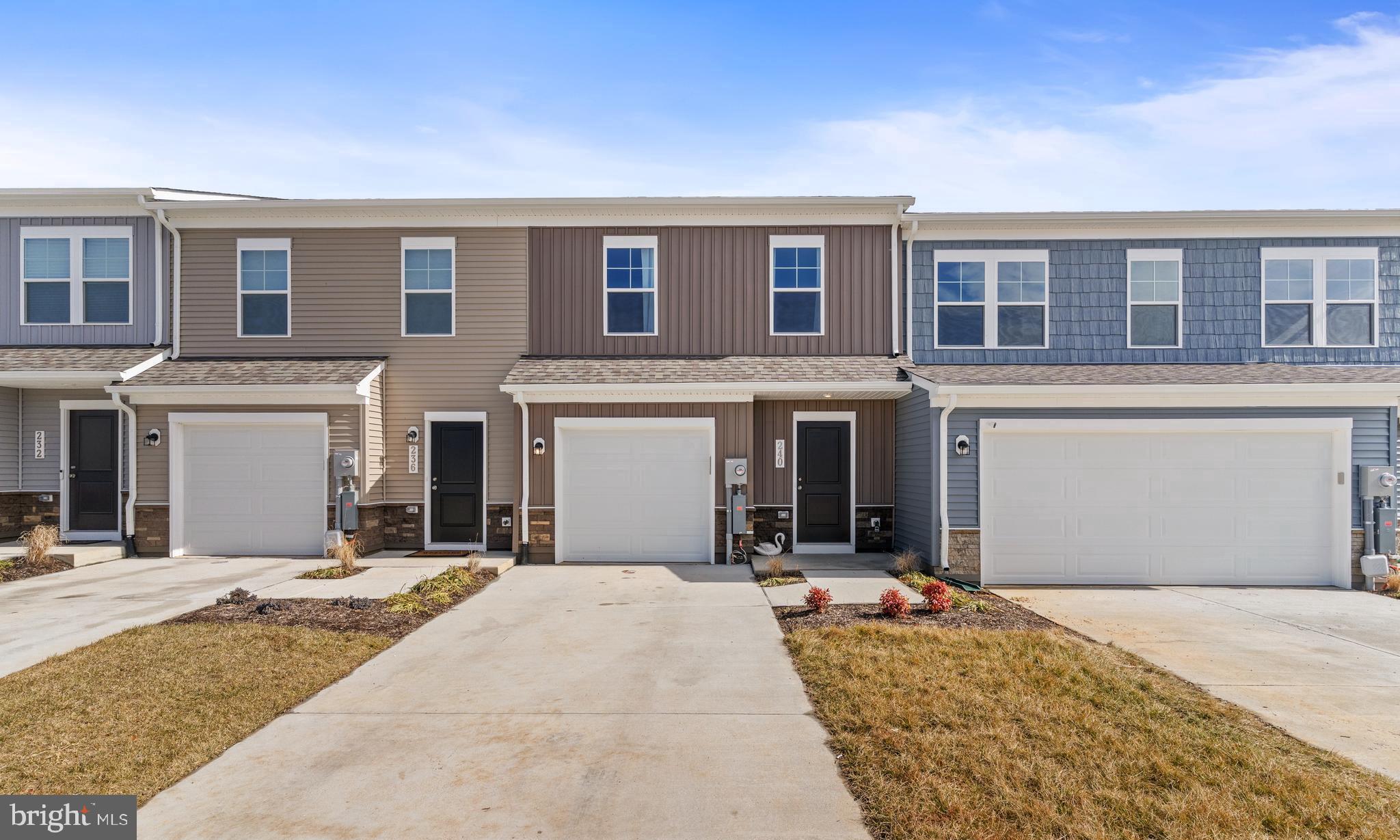 STONE SPRING - Residential Lease