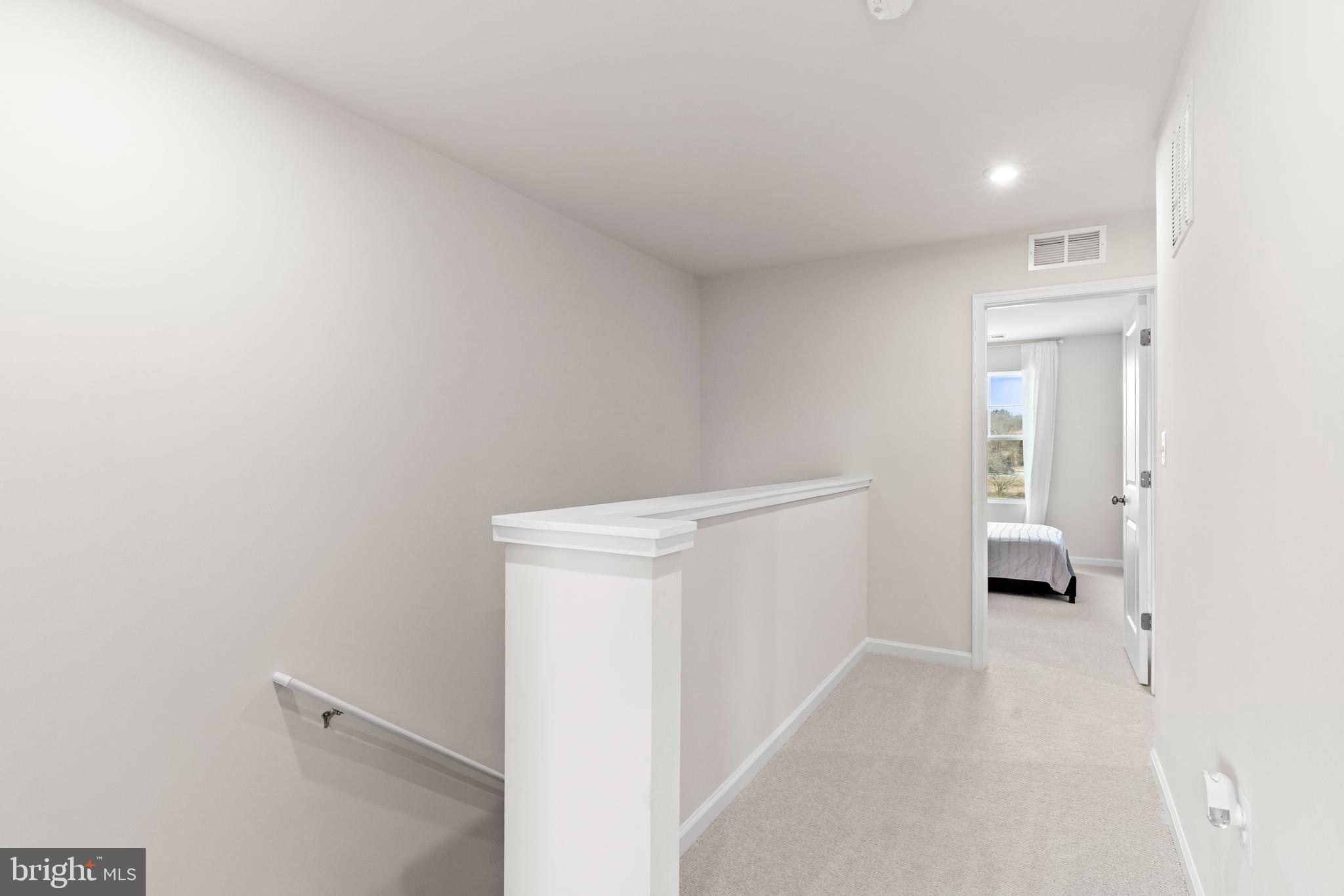 STONE SPRING - Residential Lease