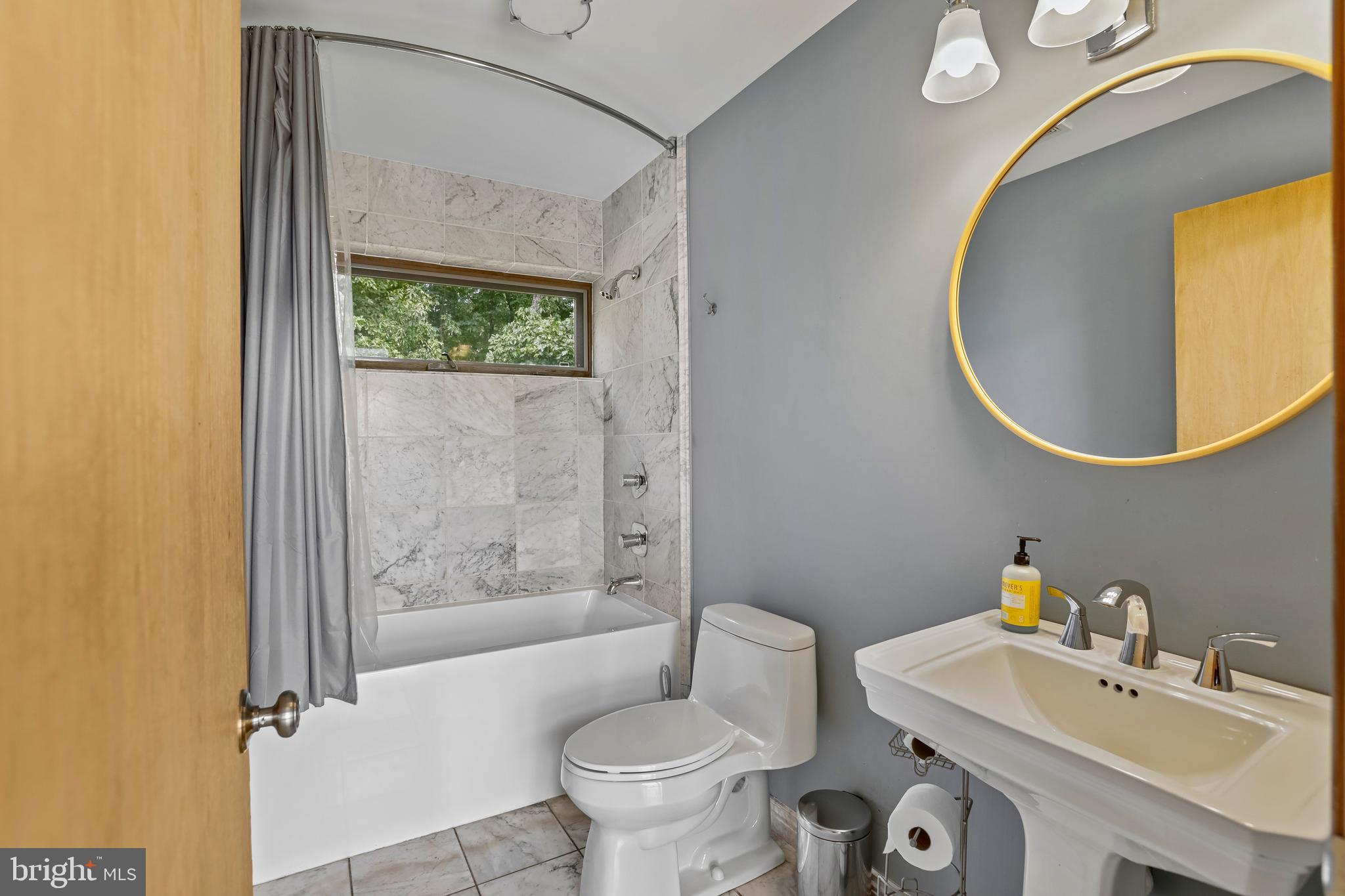 PLACID KNOLLS - Residential