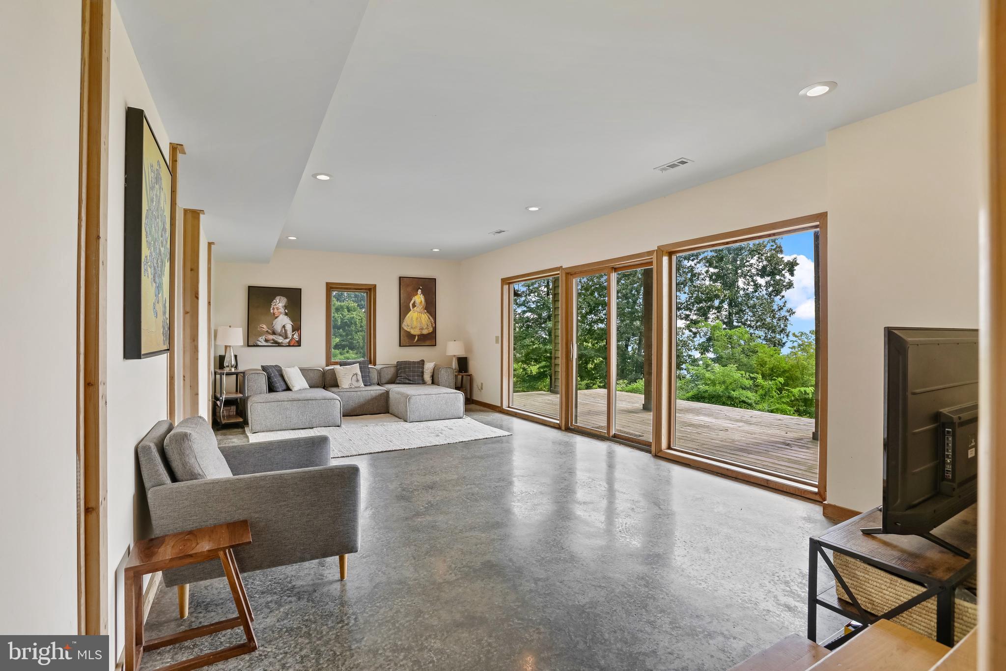 PLACID KNOLLS - Residential