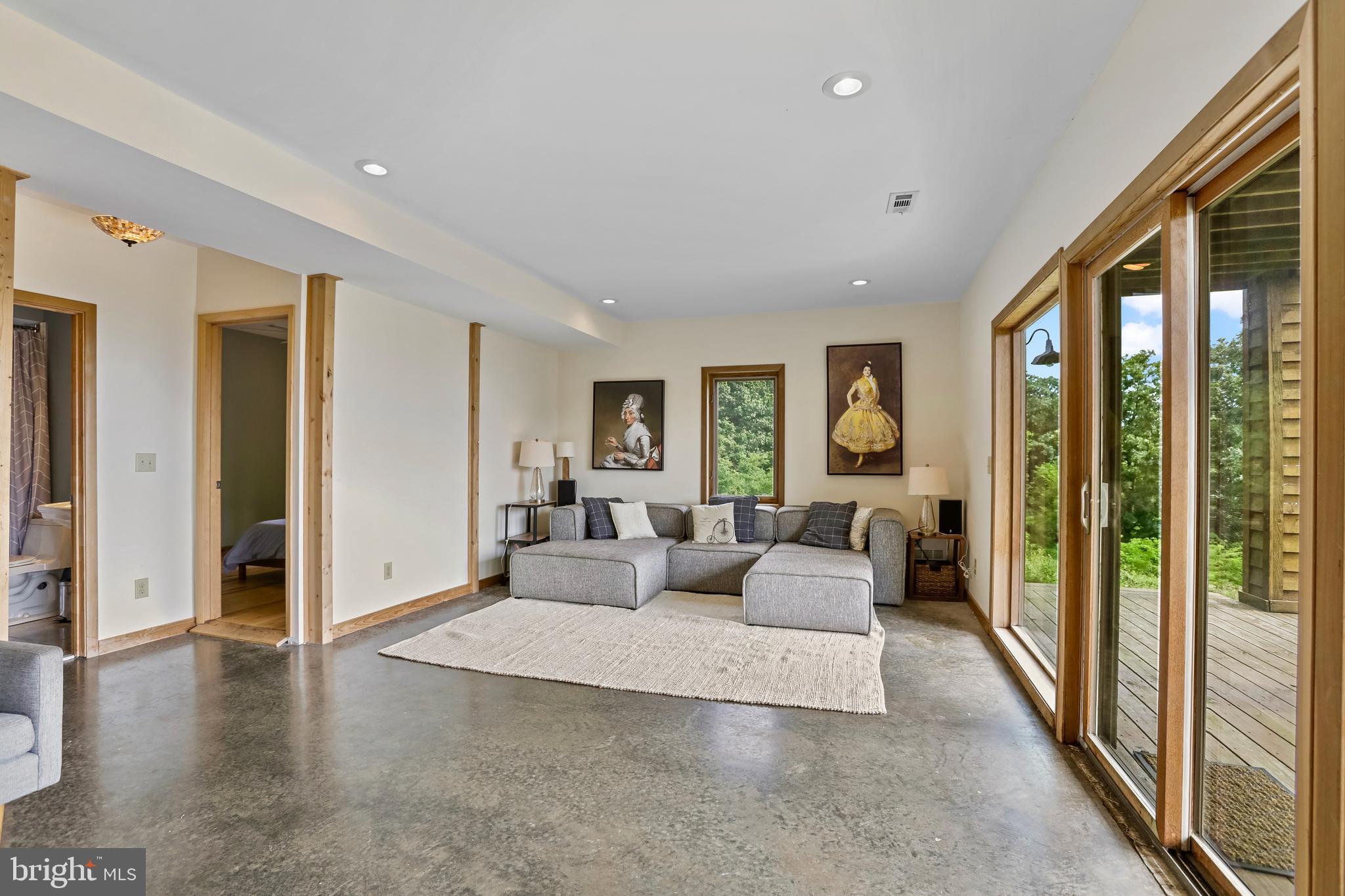 PLACID KNOLLS - Residential