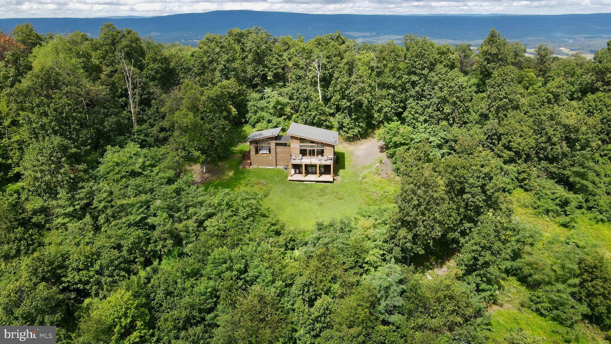 PLACID KNOLLS - Residential