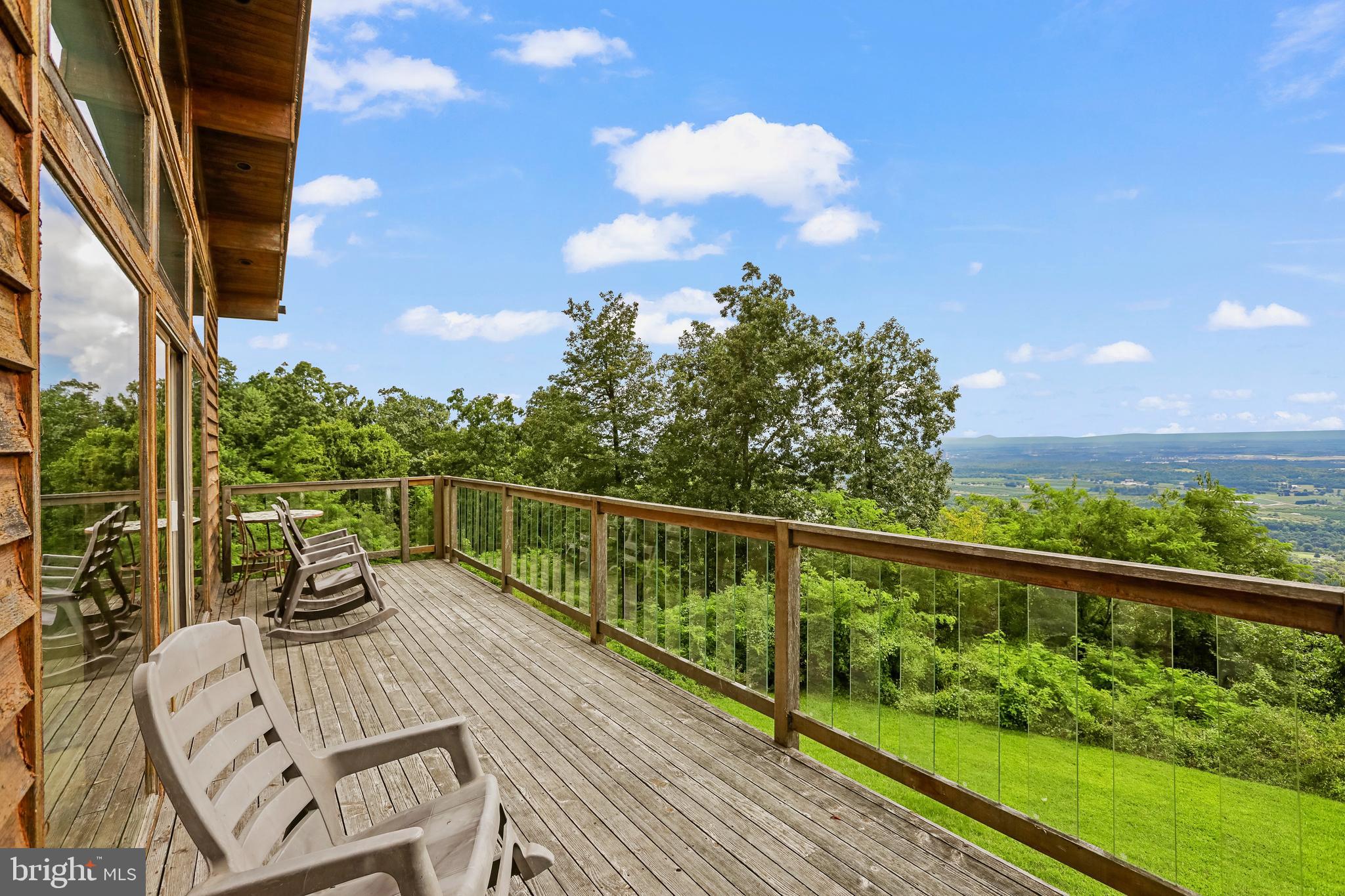 PLACID KNOLLS - Residential