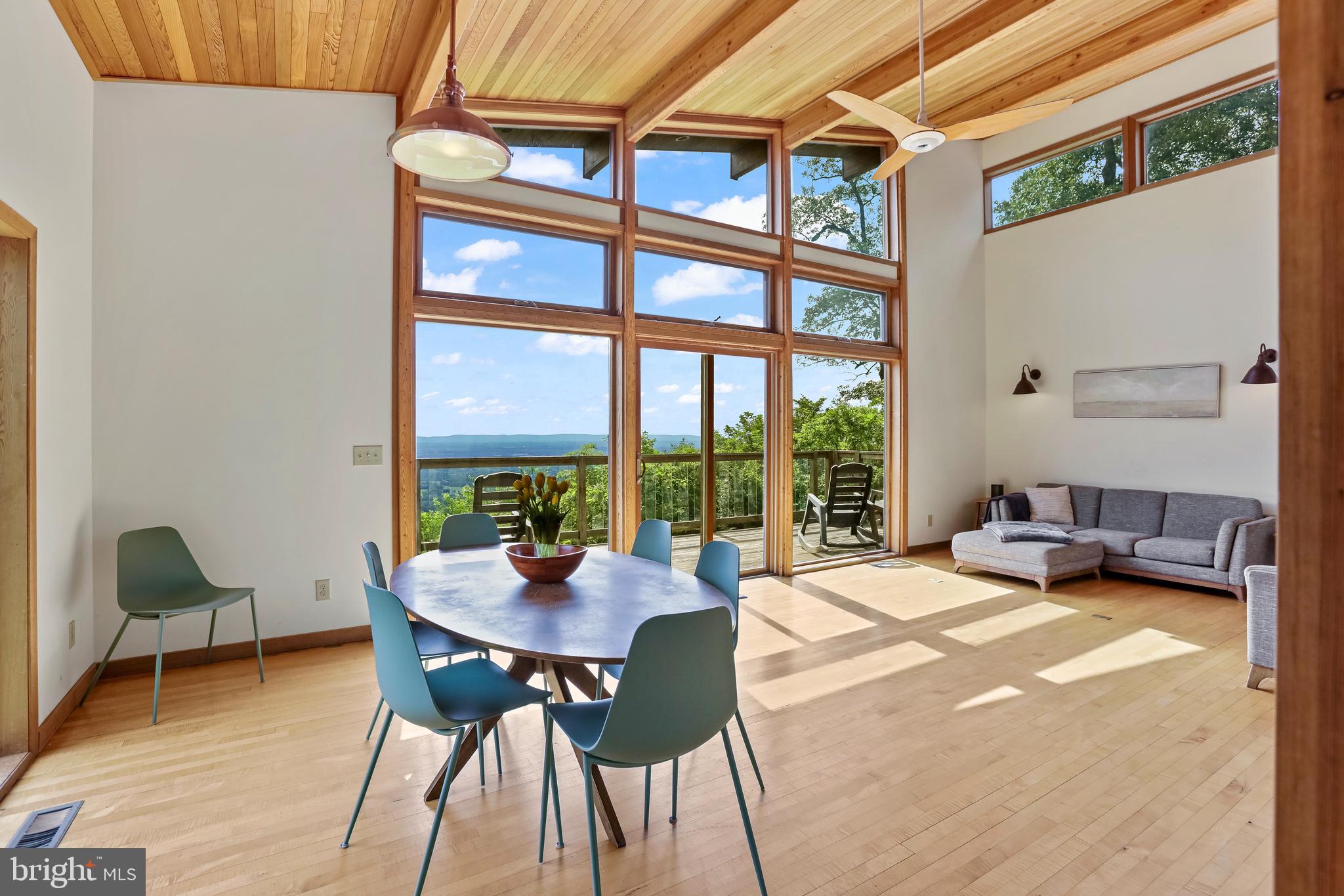 PLACID KNOLLS - Residential