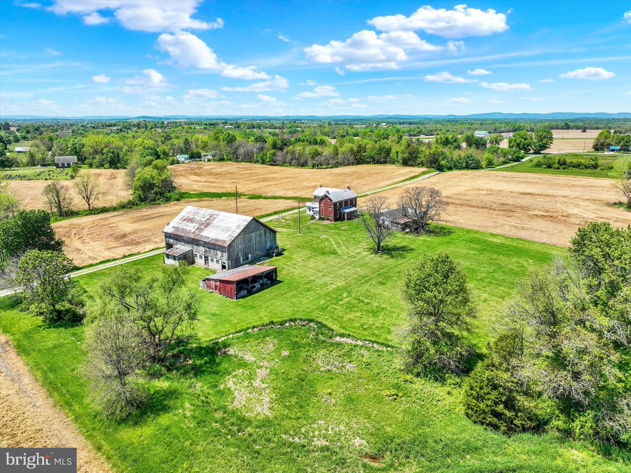 807 CHERRY LANE