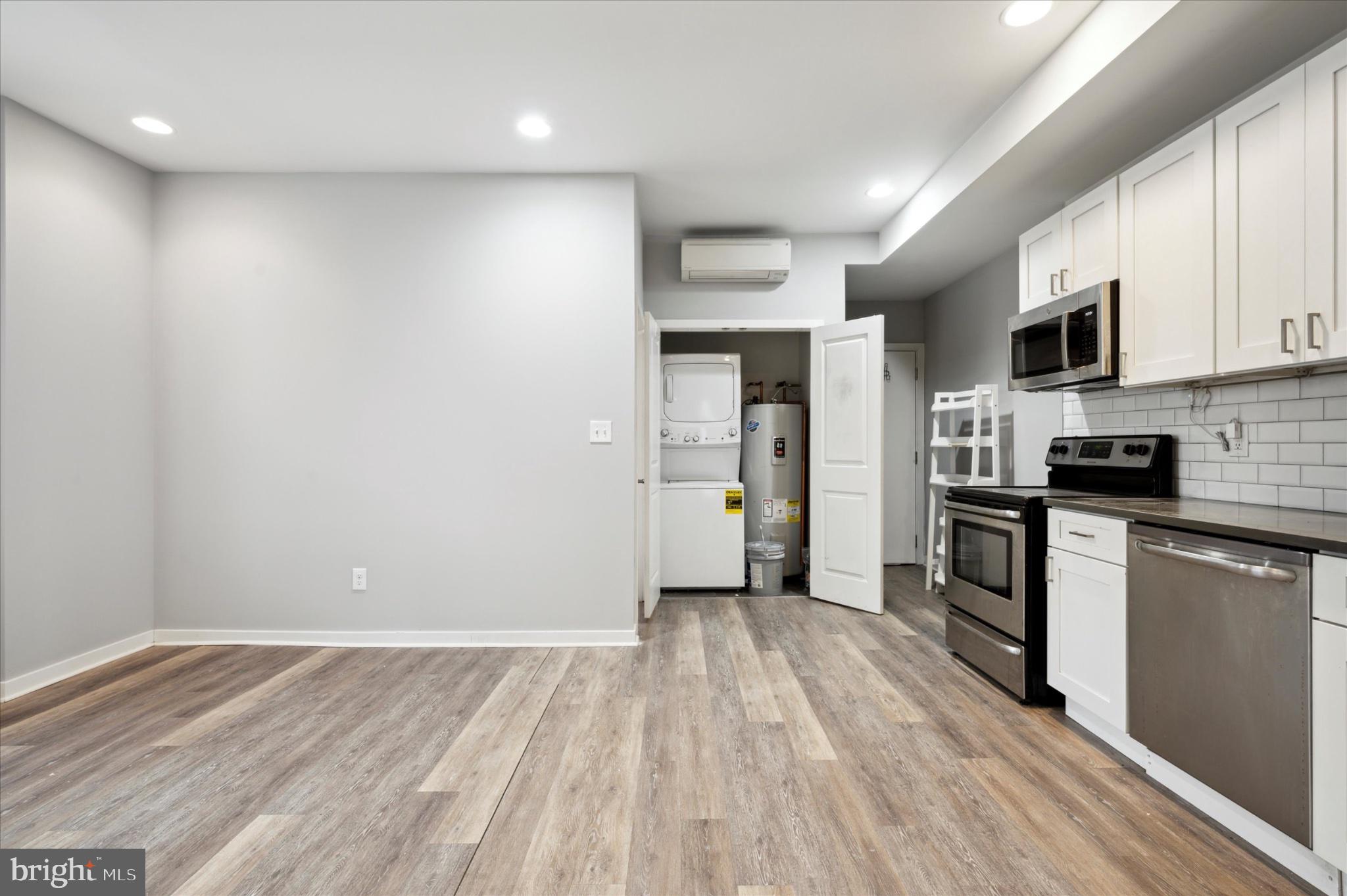 1200 N 5TH STREET 2F