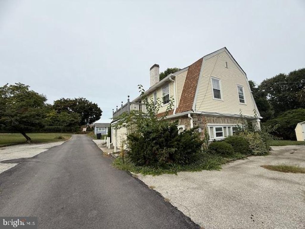 Photo of 20 Princeton Avenue, RIDLEY PARK, PA 19078 (MLS # PADE2101282)