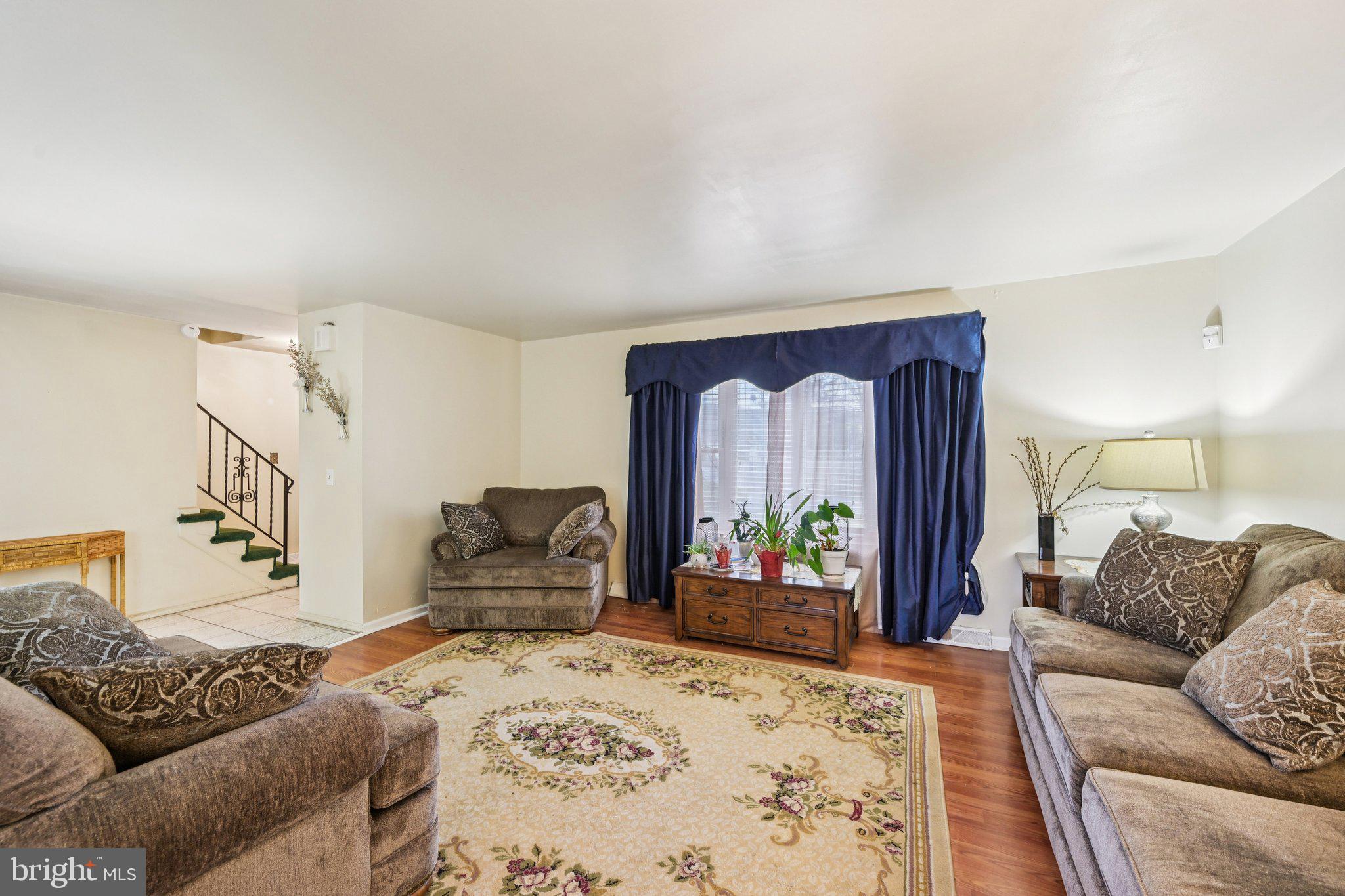 CATALINA GARDENS - Residential