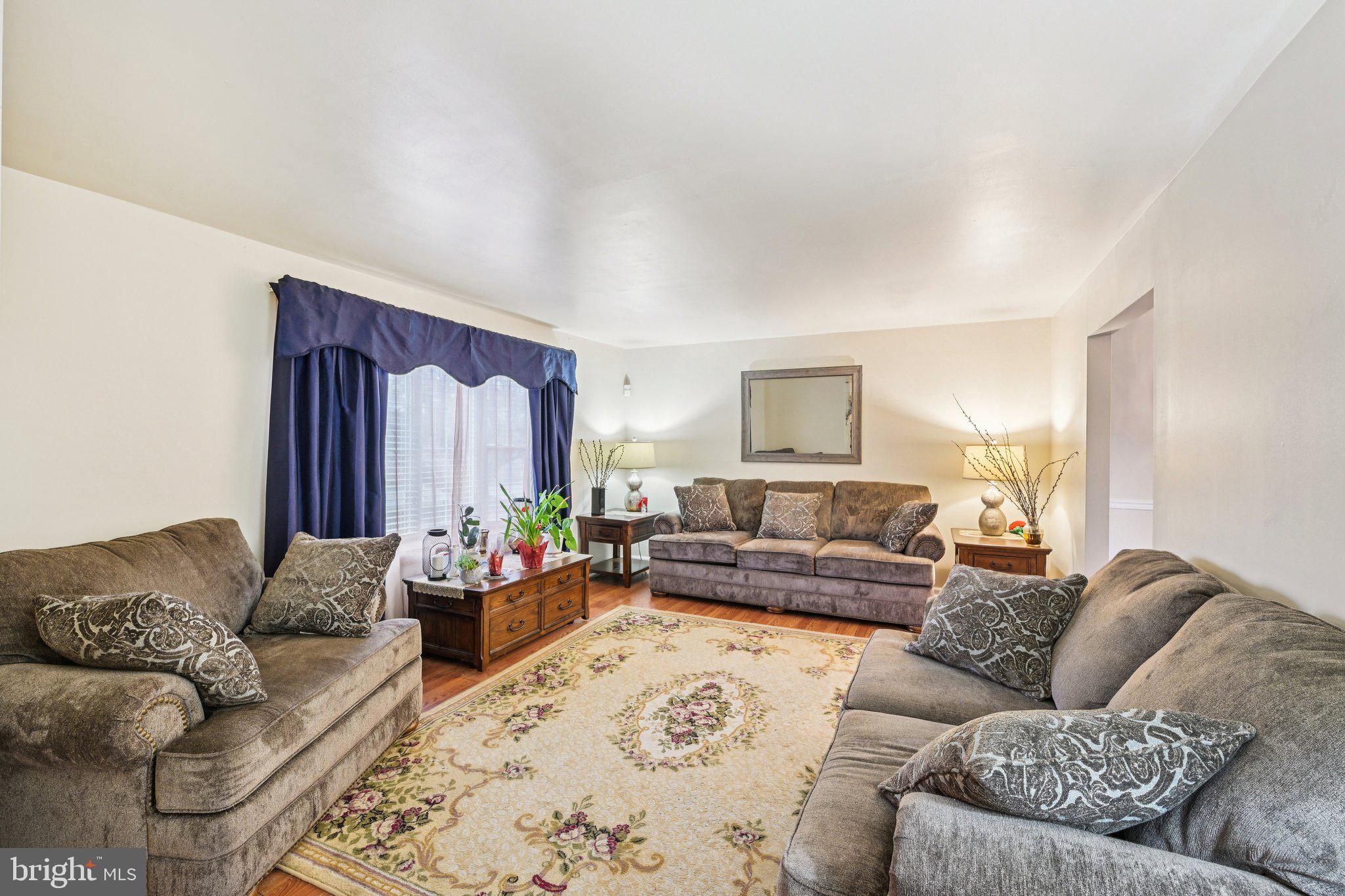 CATALINA GARDENS - Residential