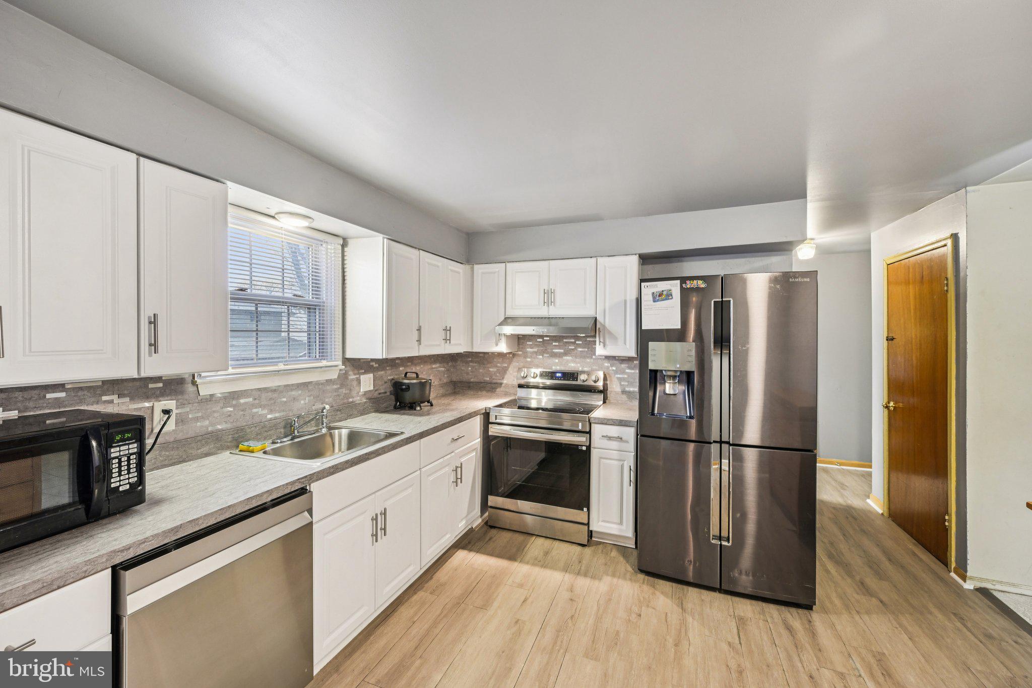 CATALINA GARDENS - Residential