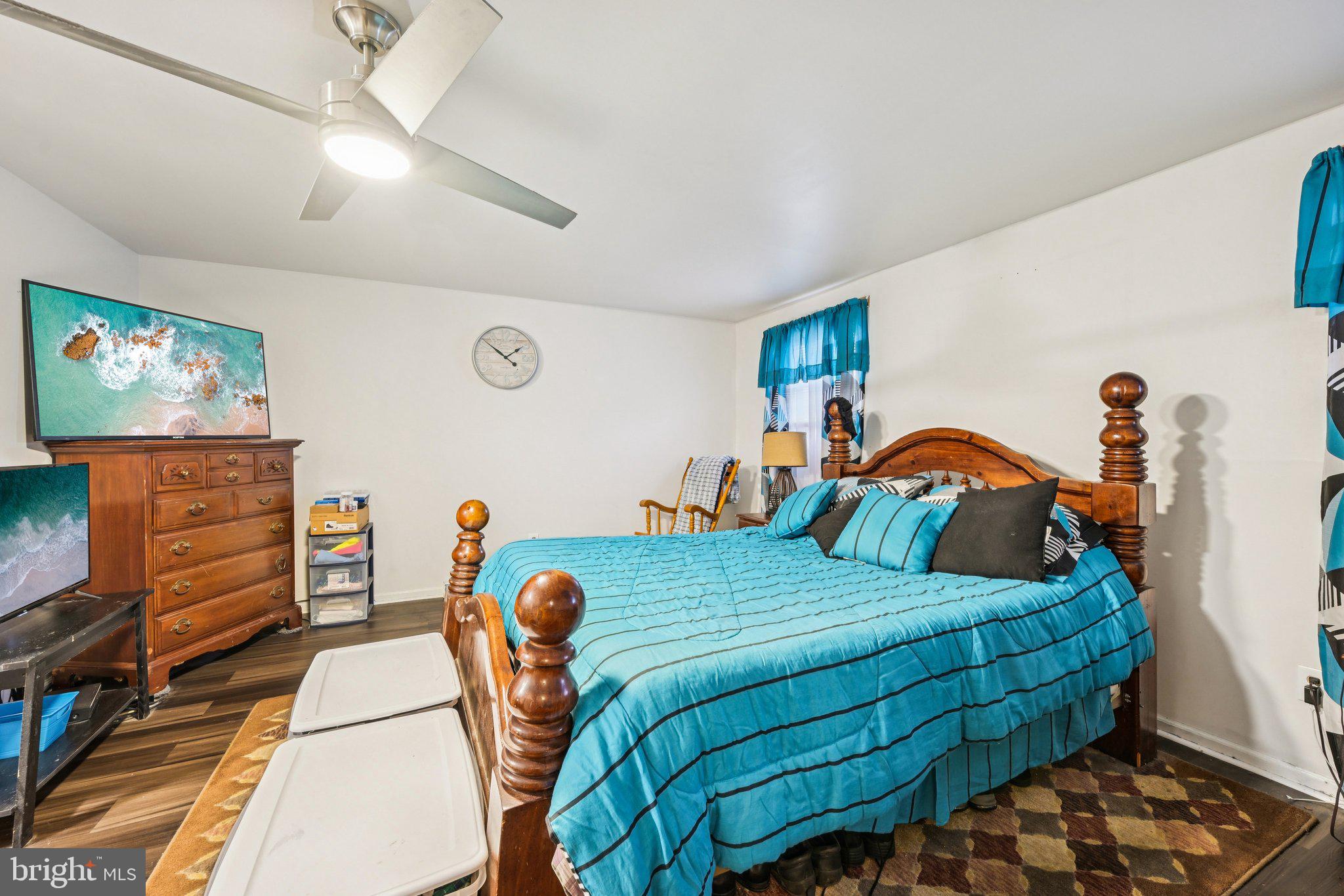 CATALINA GARDENS - Residential