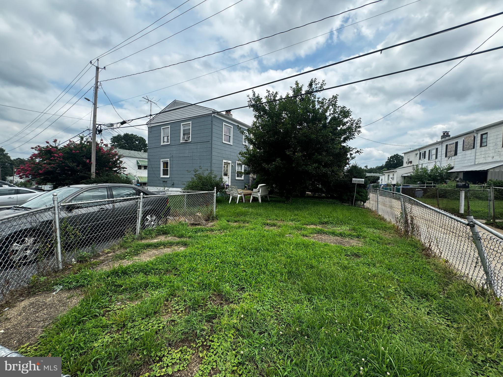 ARMISTEAD GARDENS - Residential