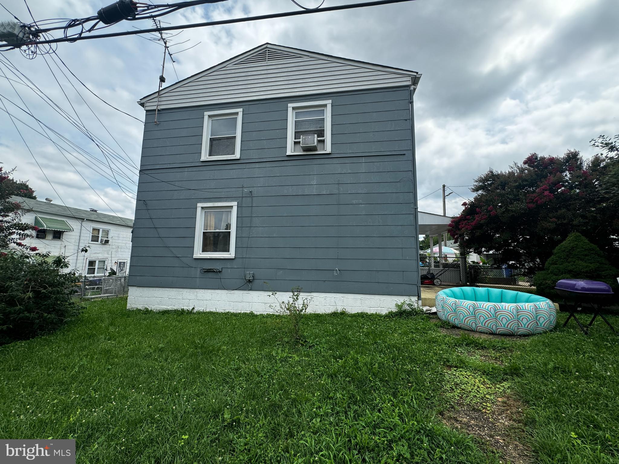 ARMISTEAD GARDENS - Residential