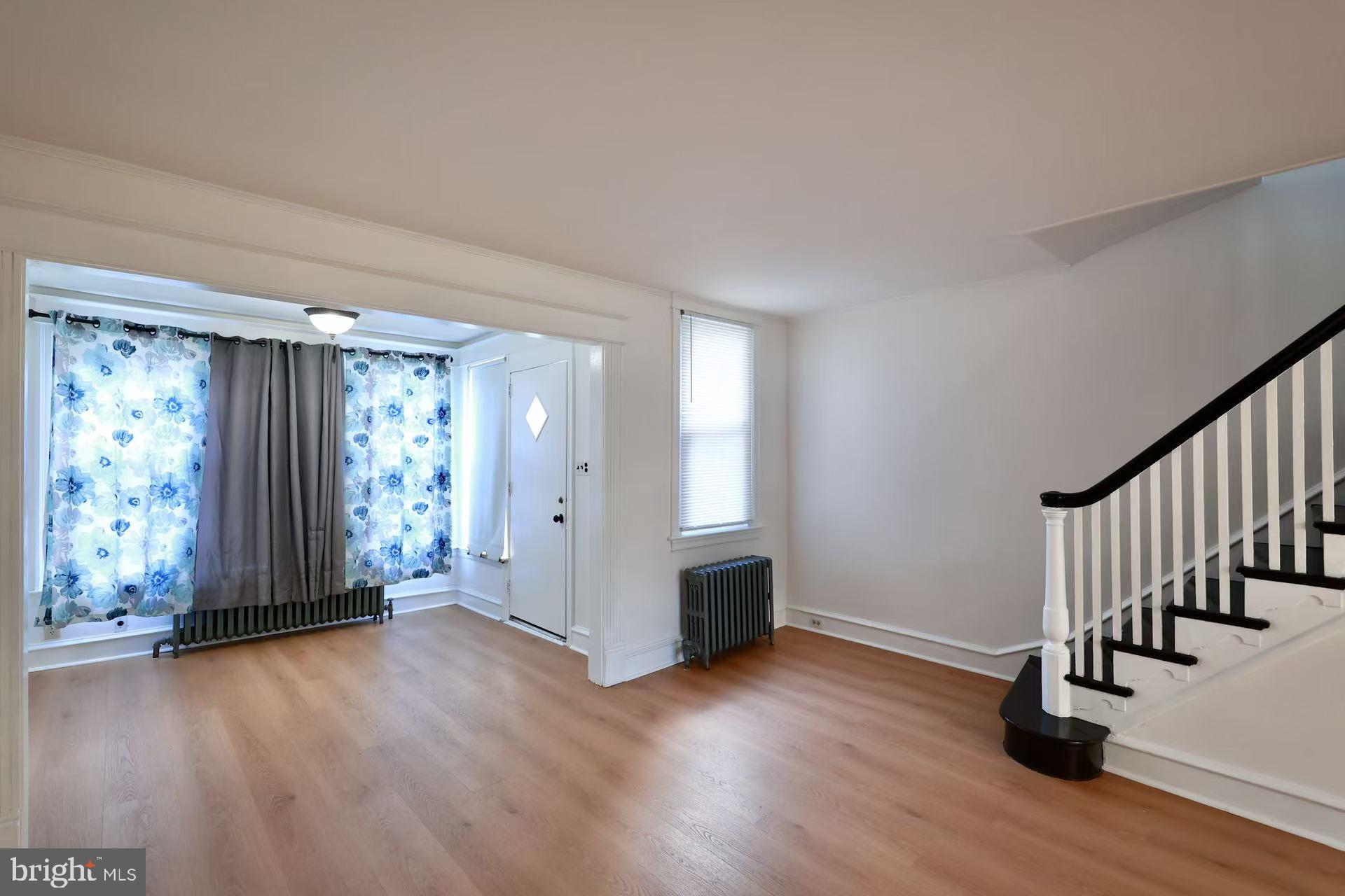 MAYFAIR (WEST) - Residential