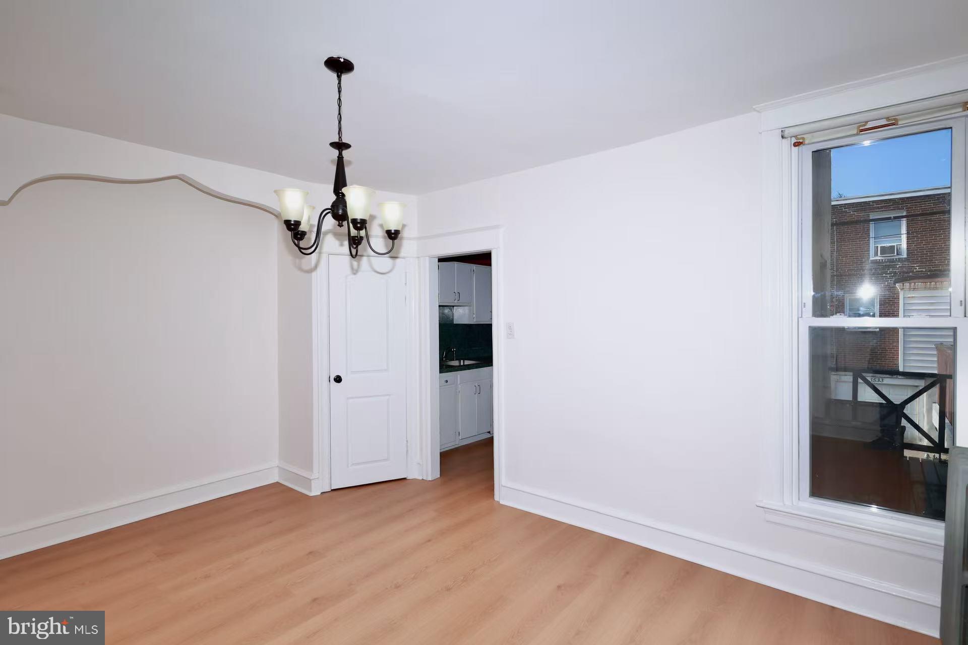 MAYFAIR (WEST) - Residential