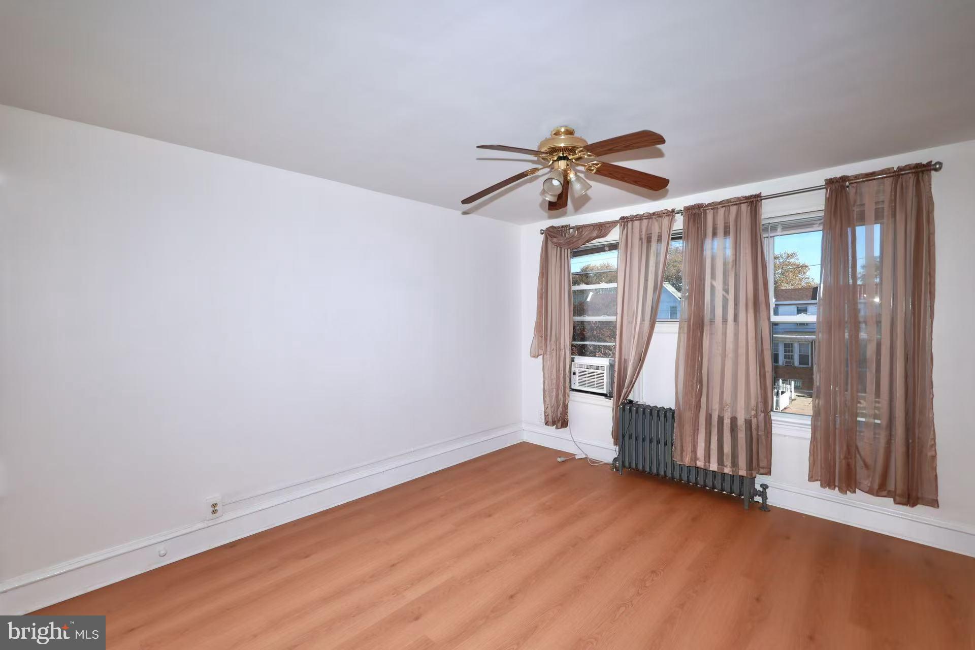 MAYFAIR (WEST) - Residential