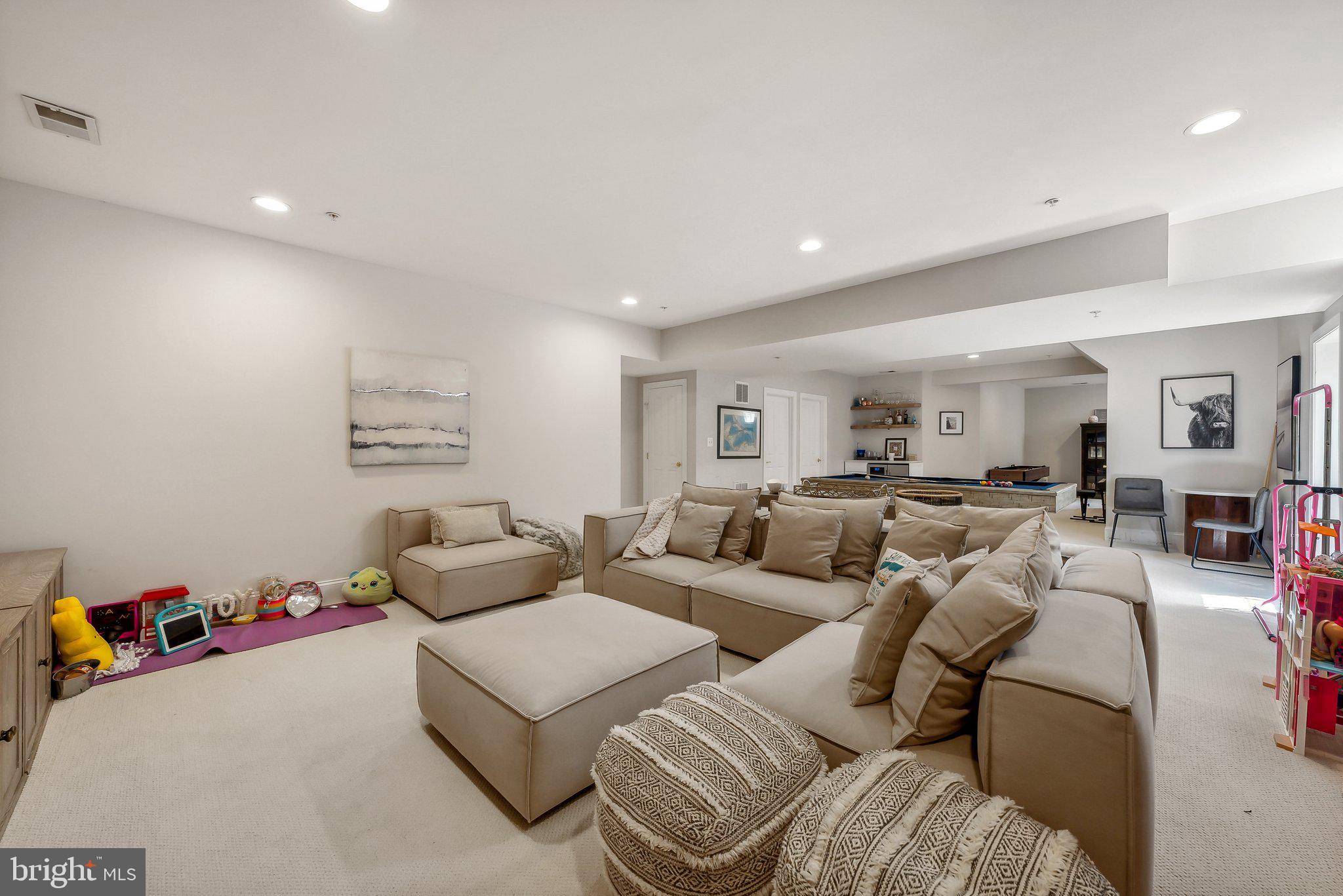 ALTA VISTA - Residential