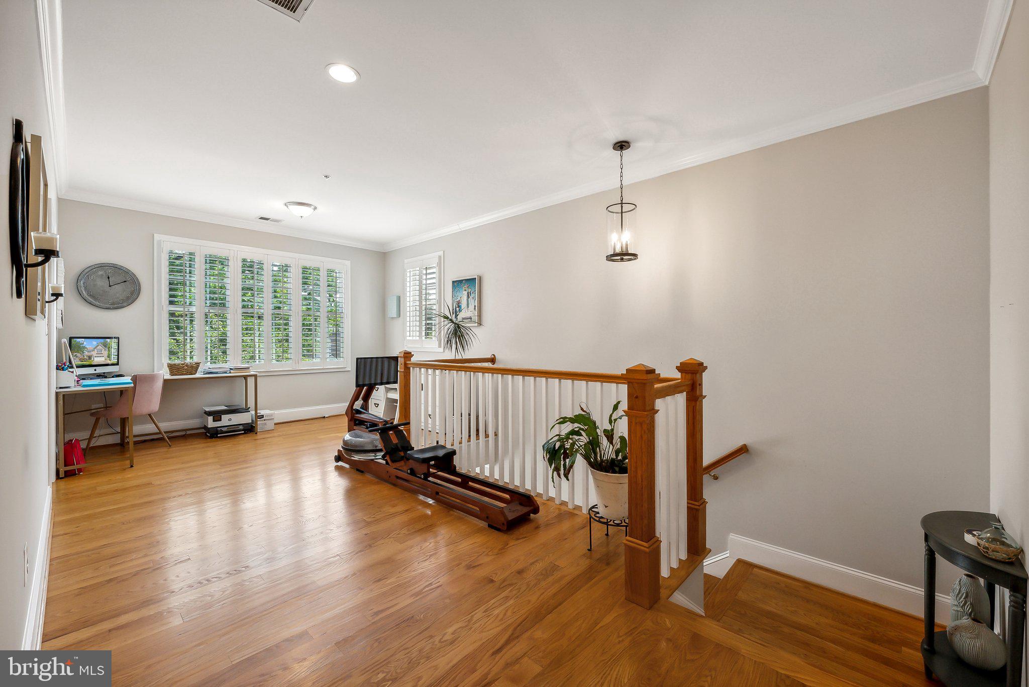 ALTA VISTA - Residential