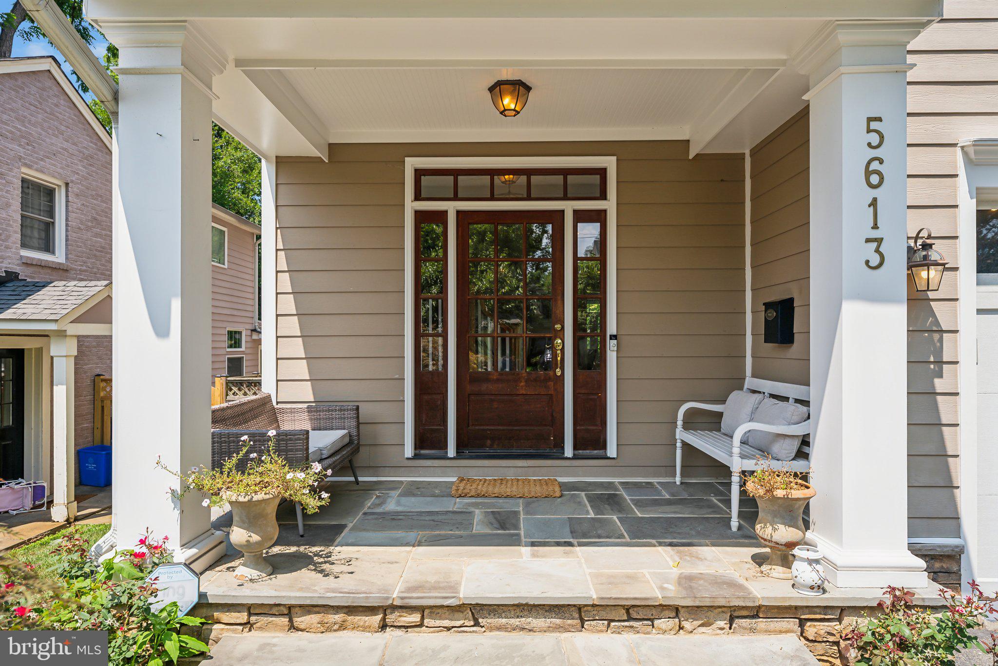 ALTA VISTA - Residential