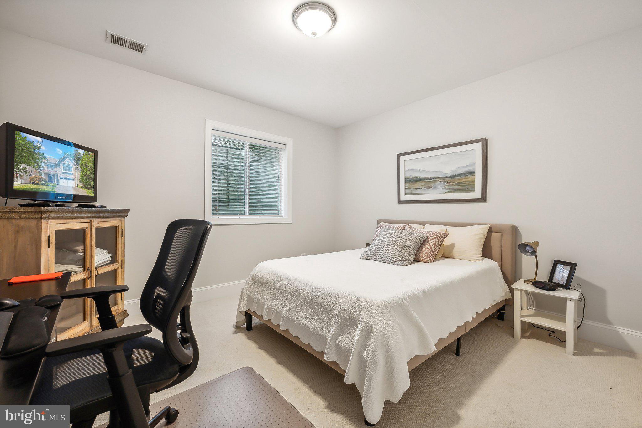 ALTA VISTA - Residential