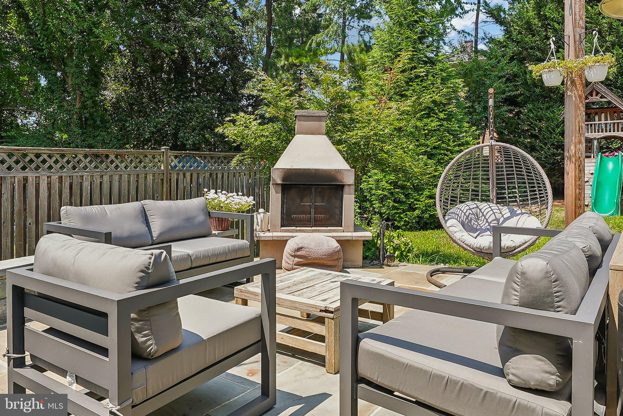 ALTA VISTA - Residential